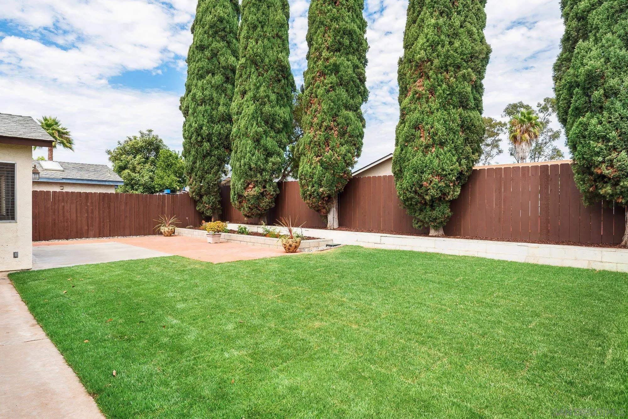 https://cdn.realtyfeed.com/cdn/127/260019539/979a67bb9ec62a42f35f2b5731d6204f.webp
