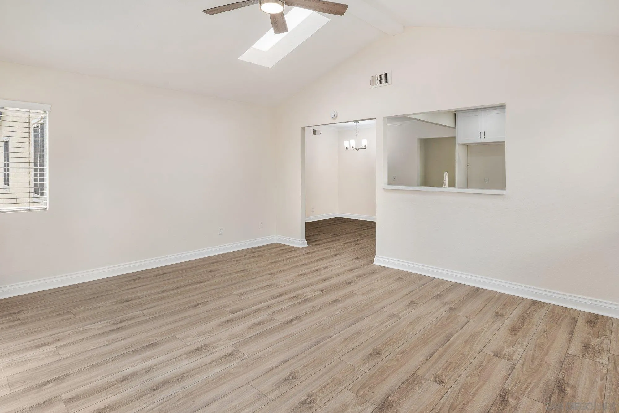 https://cdn.realtyfeed.com/cdn/127/260019539/a5e114b902d711951c6bdb0e97bf9ff3.webp