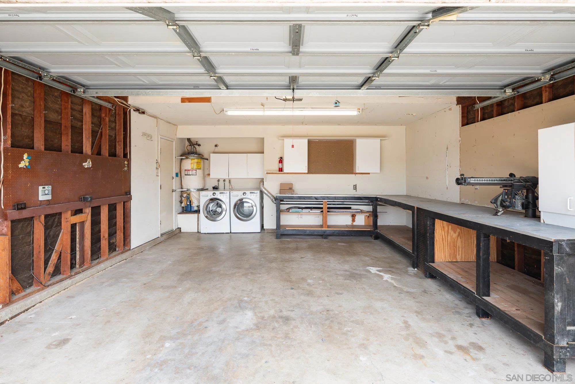 https://cdn.realtyfeed.com/cdn/127/260019539/c3fd69ab382487f1b97b0c80080d05e2.webp