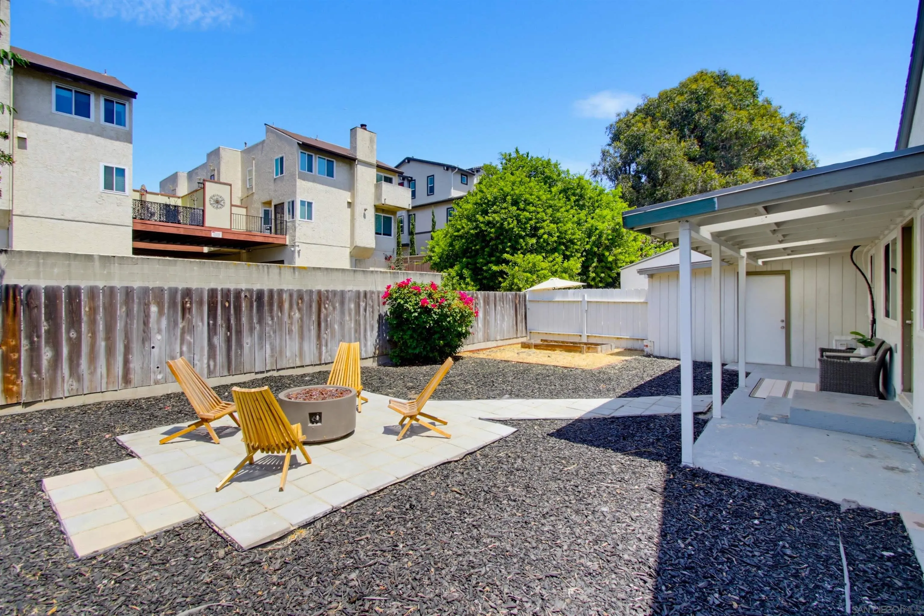 https://cdn.realtyfeed.com/cdn/127/260019541/0548d780c308a3224f8bc2abc4076f99.webp