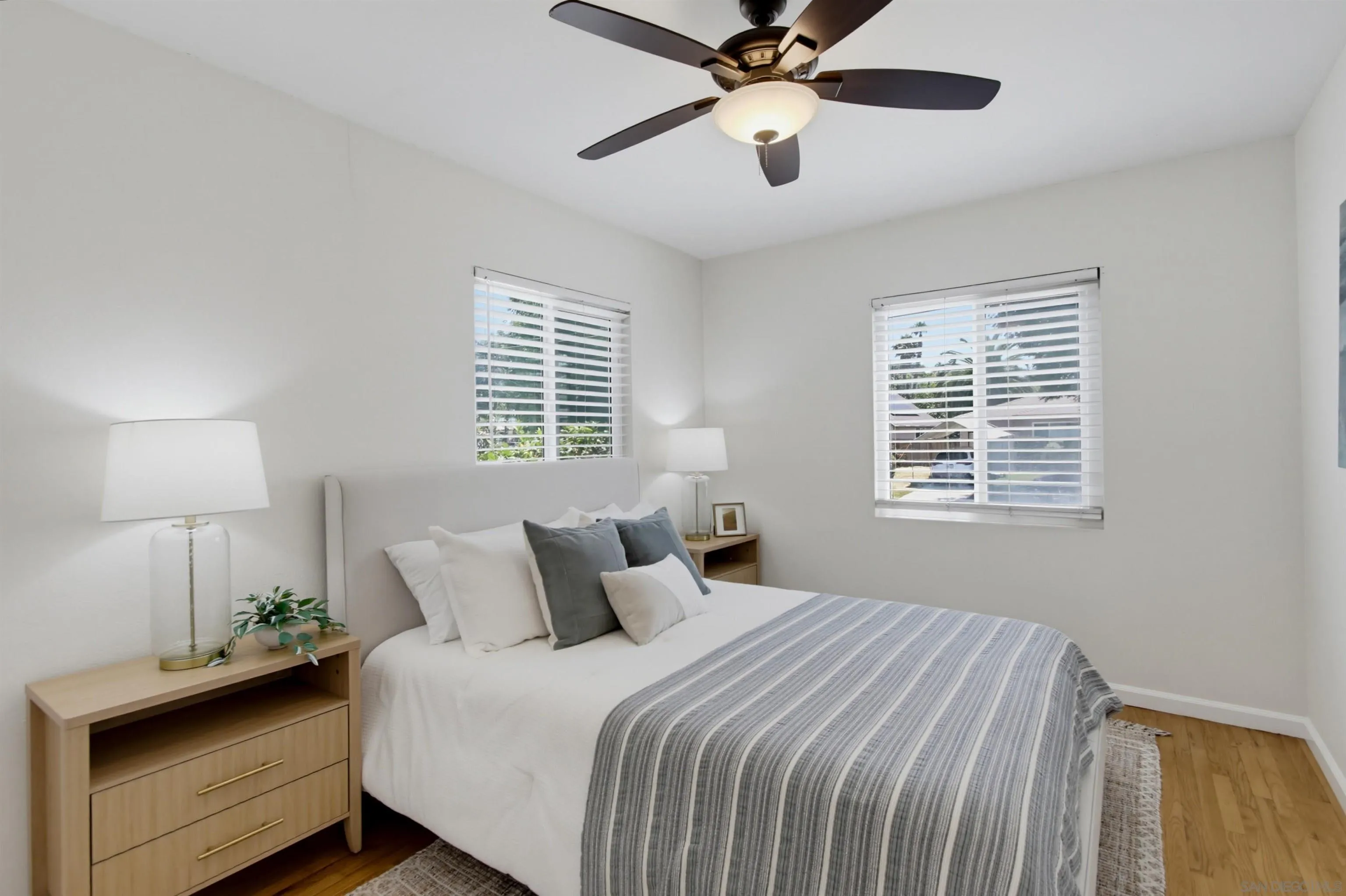 https://cdn.realtyfeed.com/cdn/127/260019541/32cc9581875fa9dde79351275d9475f3.webp