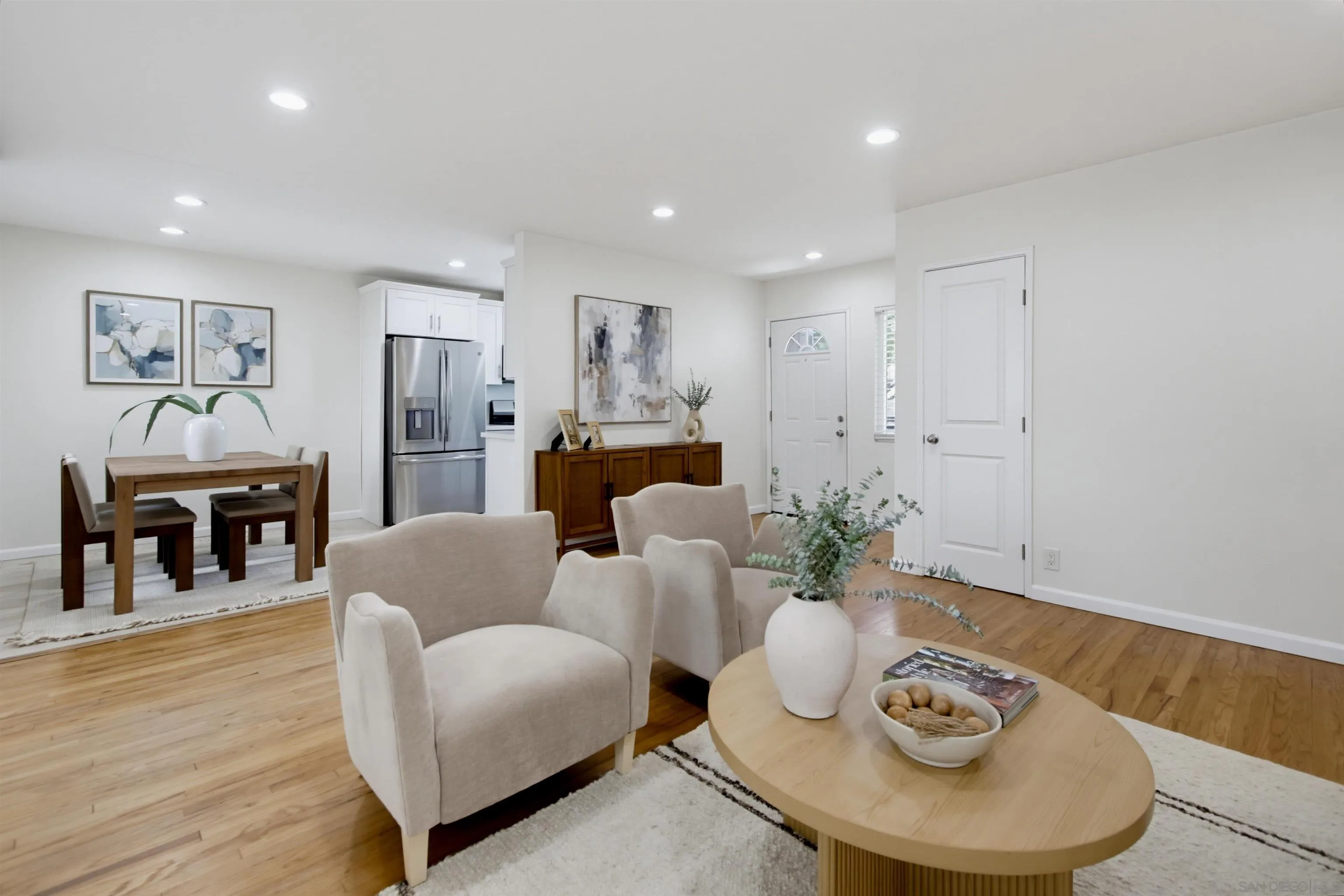 https://cdn.realtyfeed.com/cdn/127/260019541/69dcd277d88d49bb3a014cf78e4e0834.webp