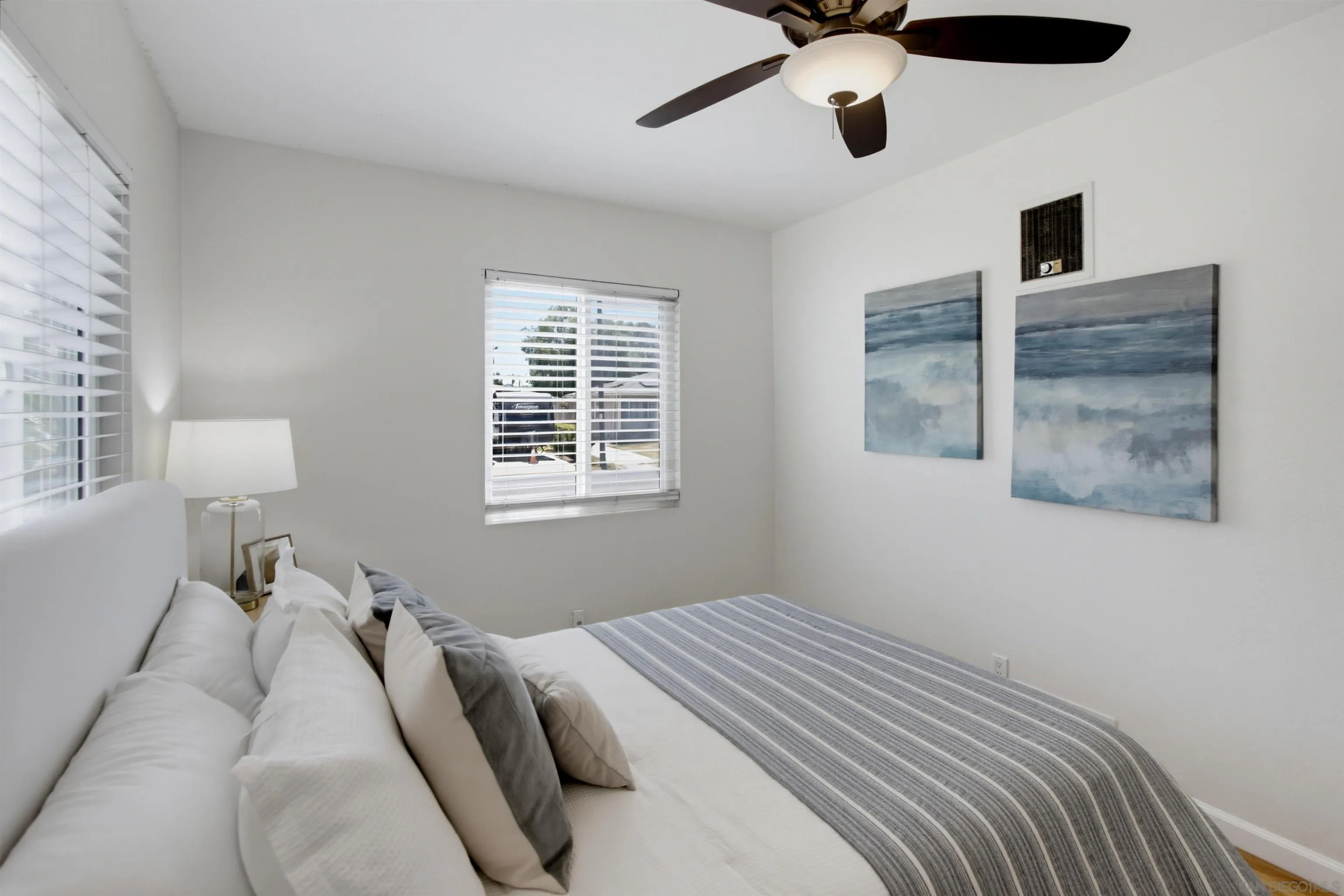 https://cdn.realtyfeed.com/cdn/127/260019541/7691514a18324b5c0ea3727838fb1cda.webp