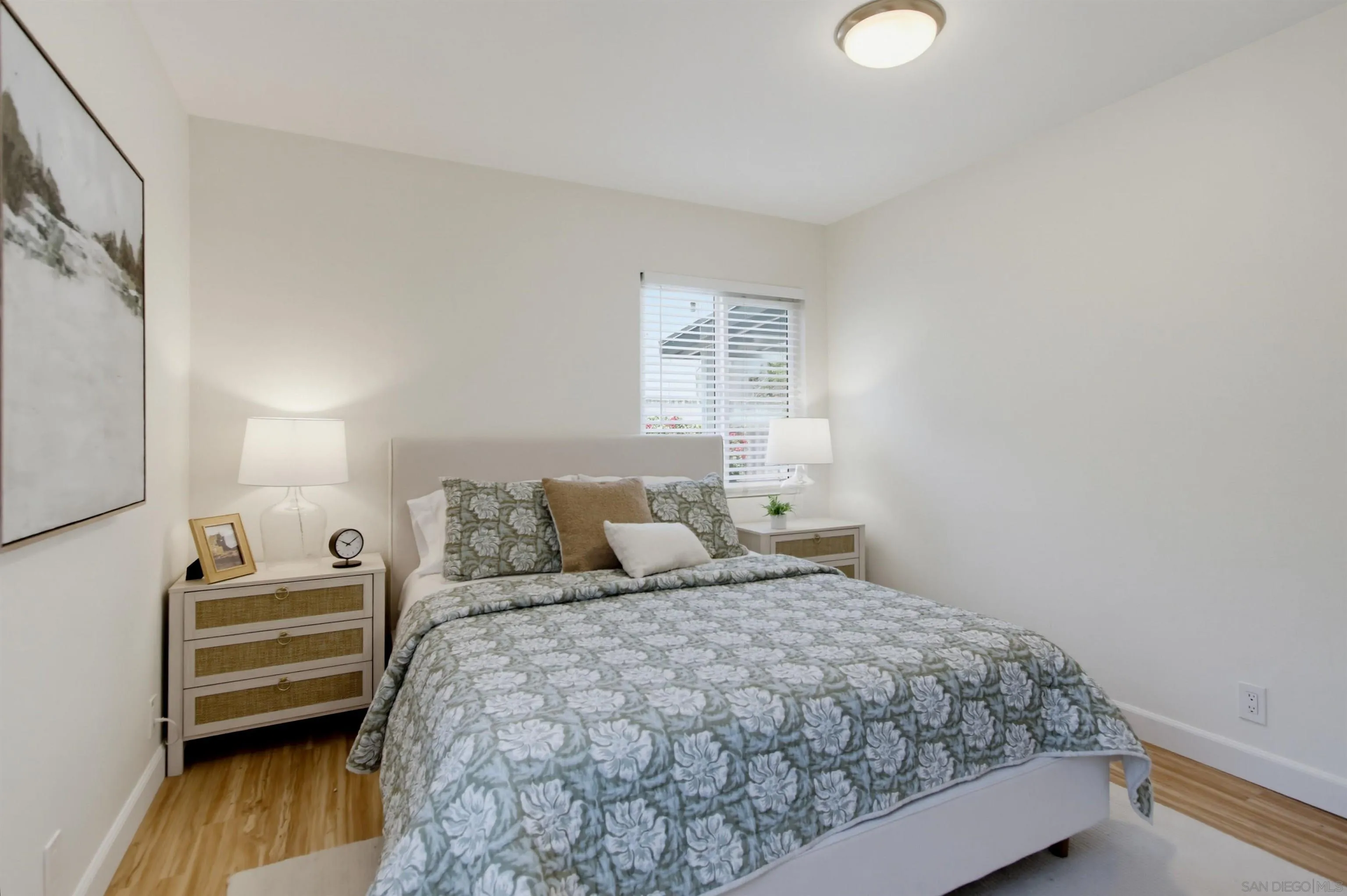 https://cdn.realtyfeed.com/cdn/127/260019541/b79979ea0b65c9234e3513a9e275825a.webp