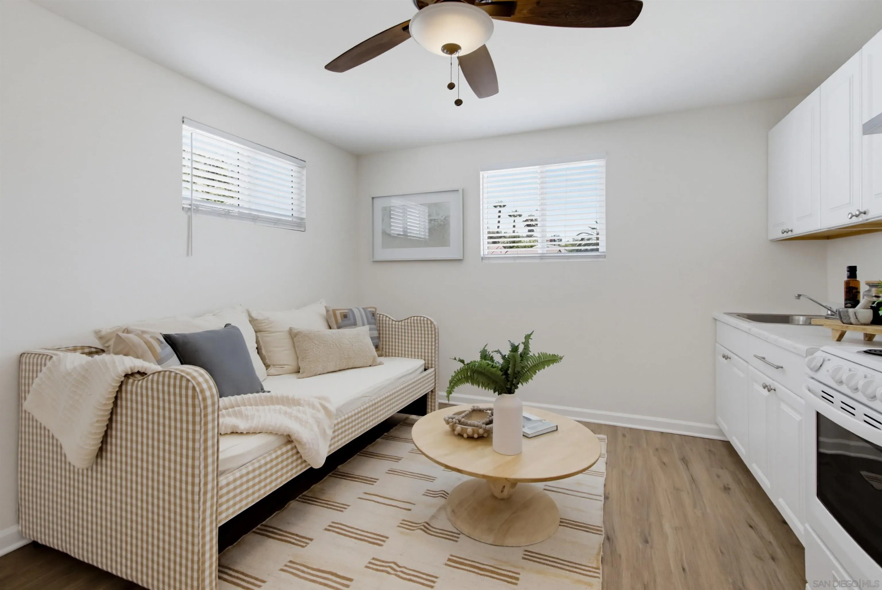 https://cdn.realtyfeed.com/cdn/127/260019541/f51630bbb6030145cc43fb191b96a22f.webp