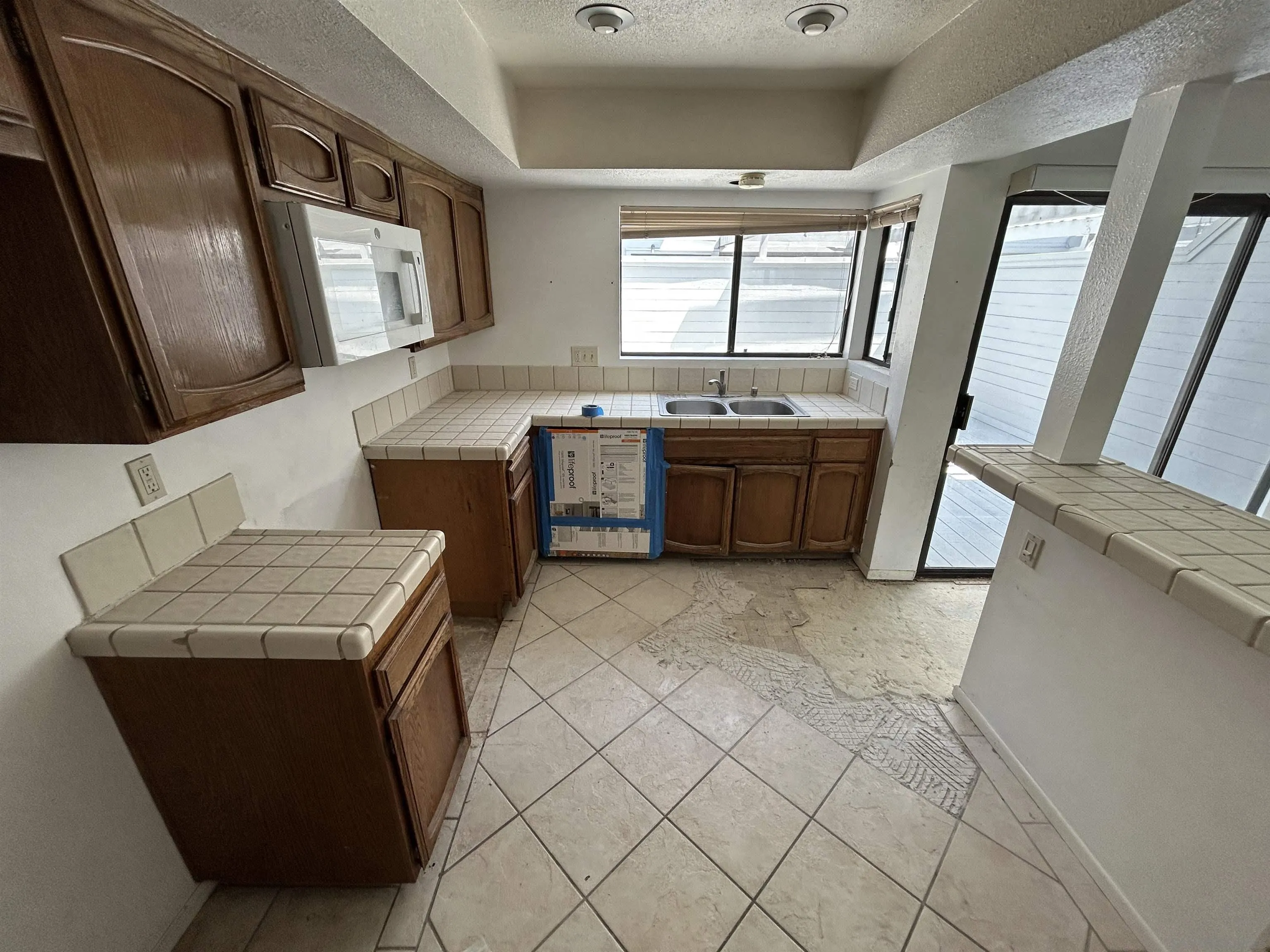 https://cdn.realtyfeed.com/cdn/127/260019542/a55c4ead7cd2fbc7f50f7ea1fd9fb2ec.webp