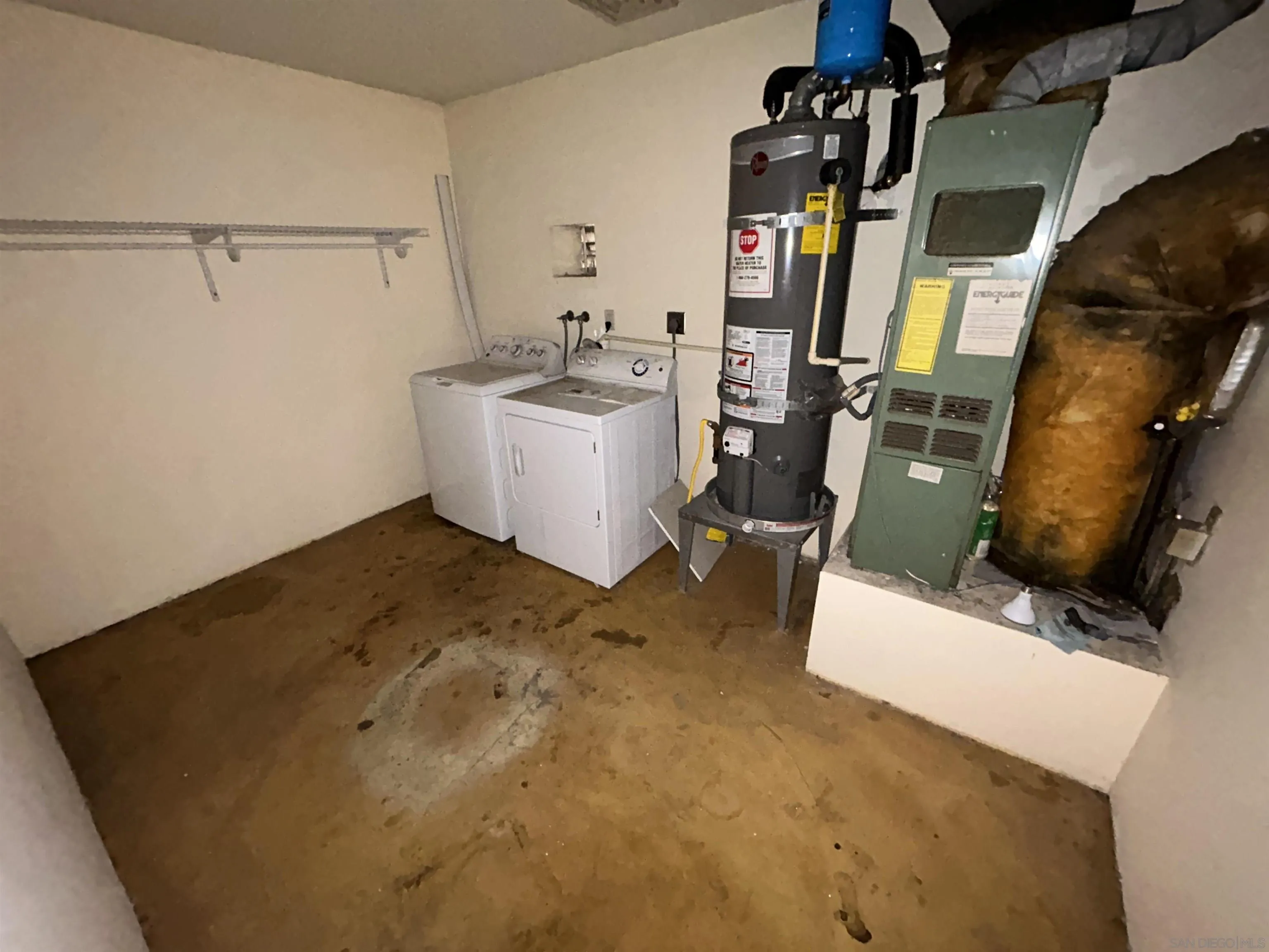 https://cdn.realtyfeed.com/cdn/127/260019542/ef3d4742035881506dbbc04b49766951.webp