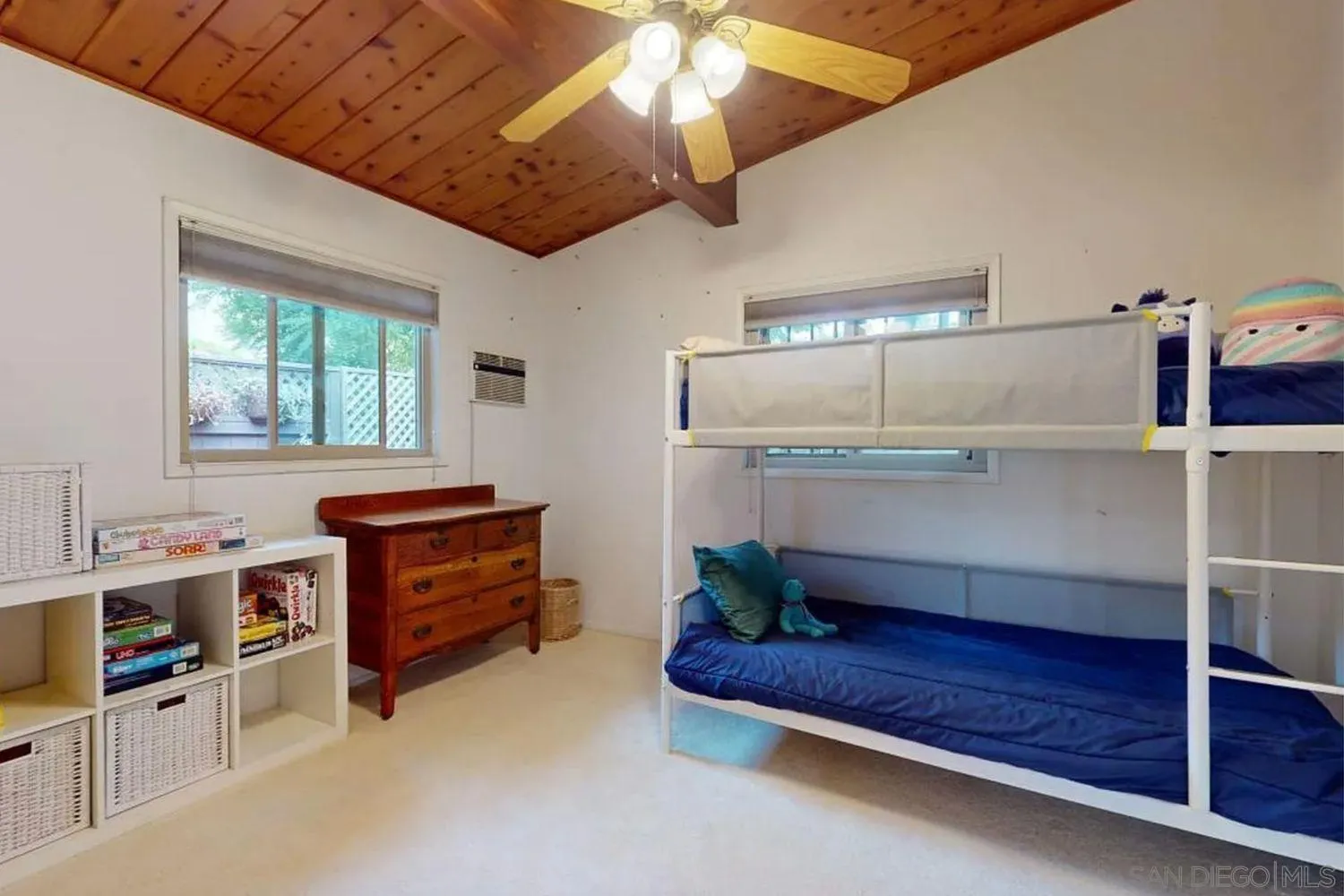 https://cdn.realtyfeed.com/cdn/127/260019543/4678aa86a314d3c72ec8a373338f76be.webp