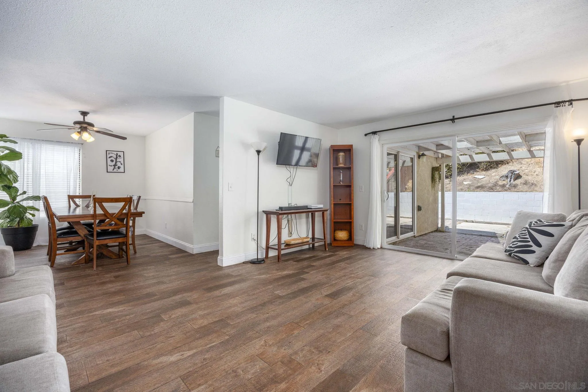 Photo #17: 260019545 Listing: Photo #17