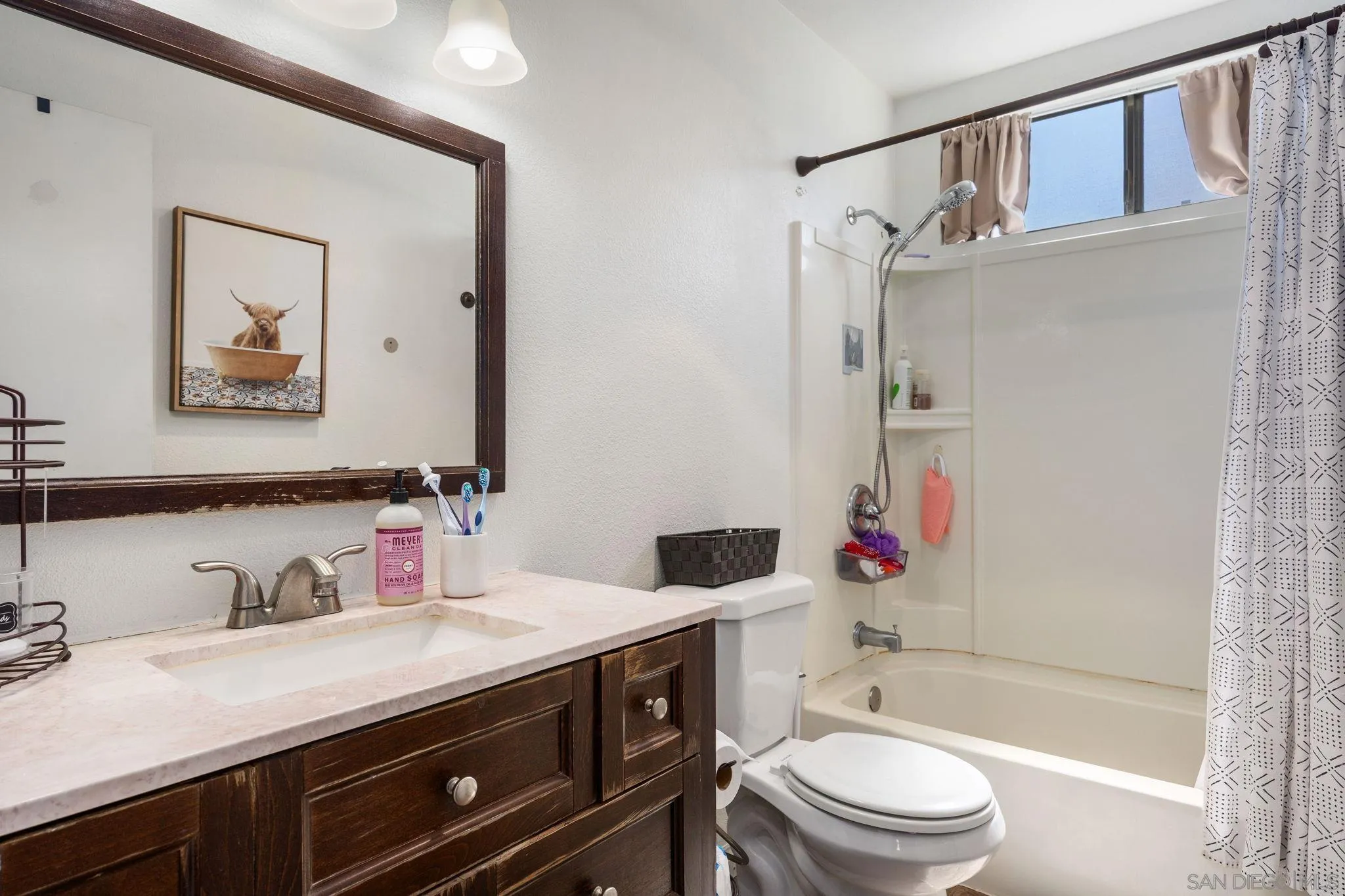 Photo #23: 260019545 Listing: Photo #23