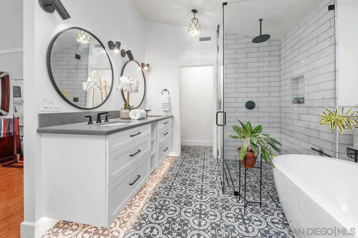 https://cdn.realtyfeed.com/cdn/127/260019548/9c87c3bfcb898c9559aa29e0cf06b190.webp