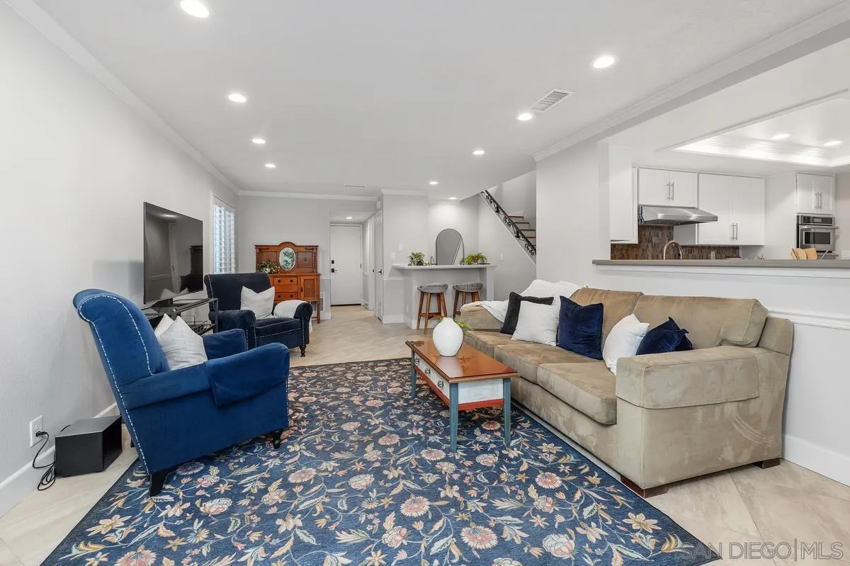 https://cdn.realtyfeed.com/cdn/127/260019548/ad6501cb63fcb321d9e17bb4012c5d31.webp