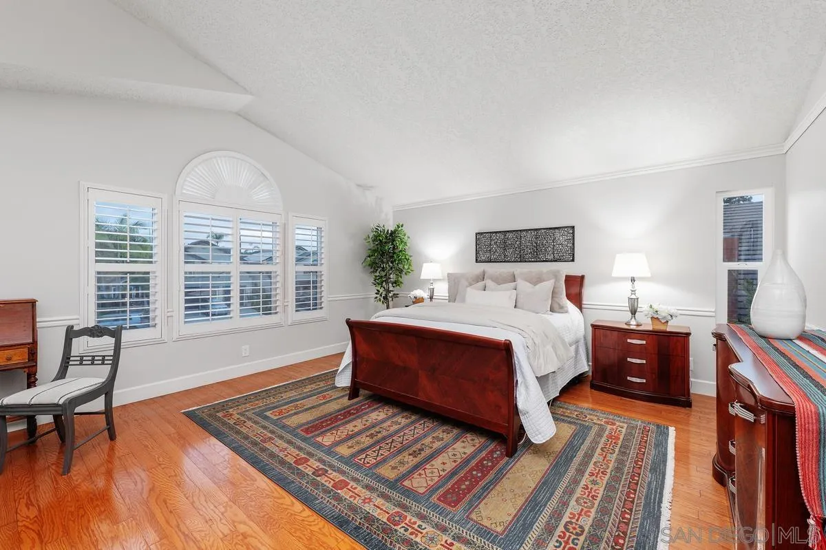 https://cdn.realtyfeed.com/cdn/127/260019548/afb9d05aaf45293f8d60b894551d863b.webp