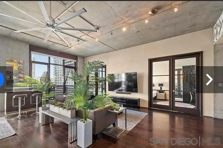 527 10th Ave Unit 605, San Diego, CA 92101 - Main photo, San Diego, CA