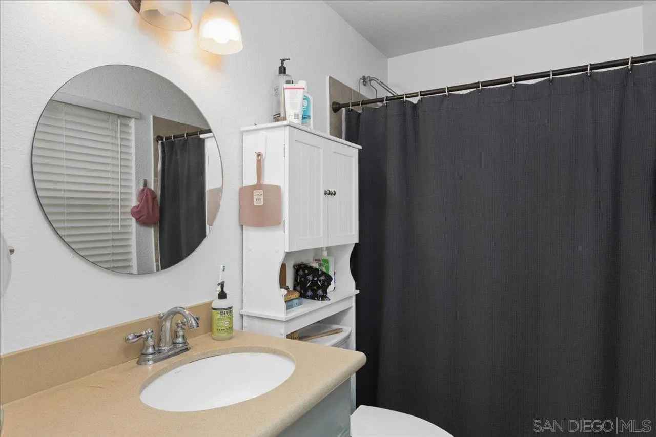Photo #15: 260019552 Listing: Photo #15