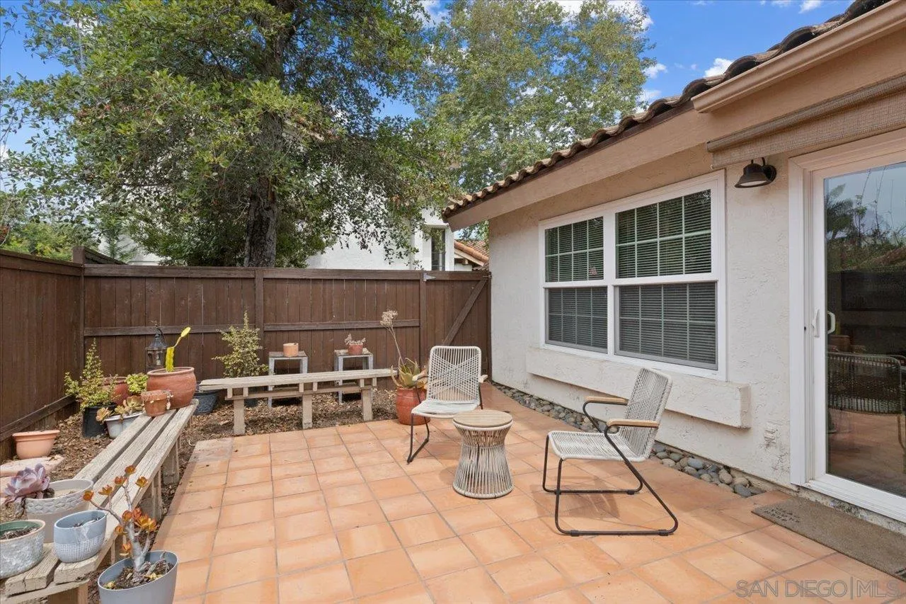 Photo #8: 260019552 Listing: Photo #8
