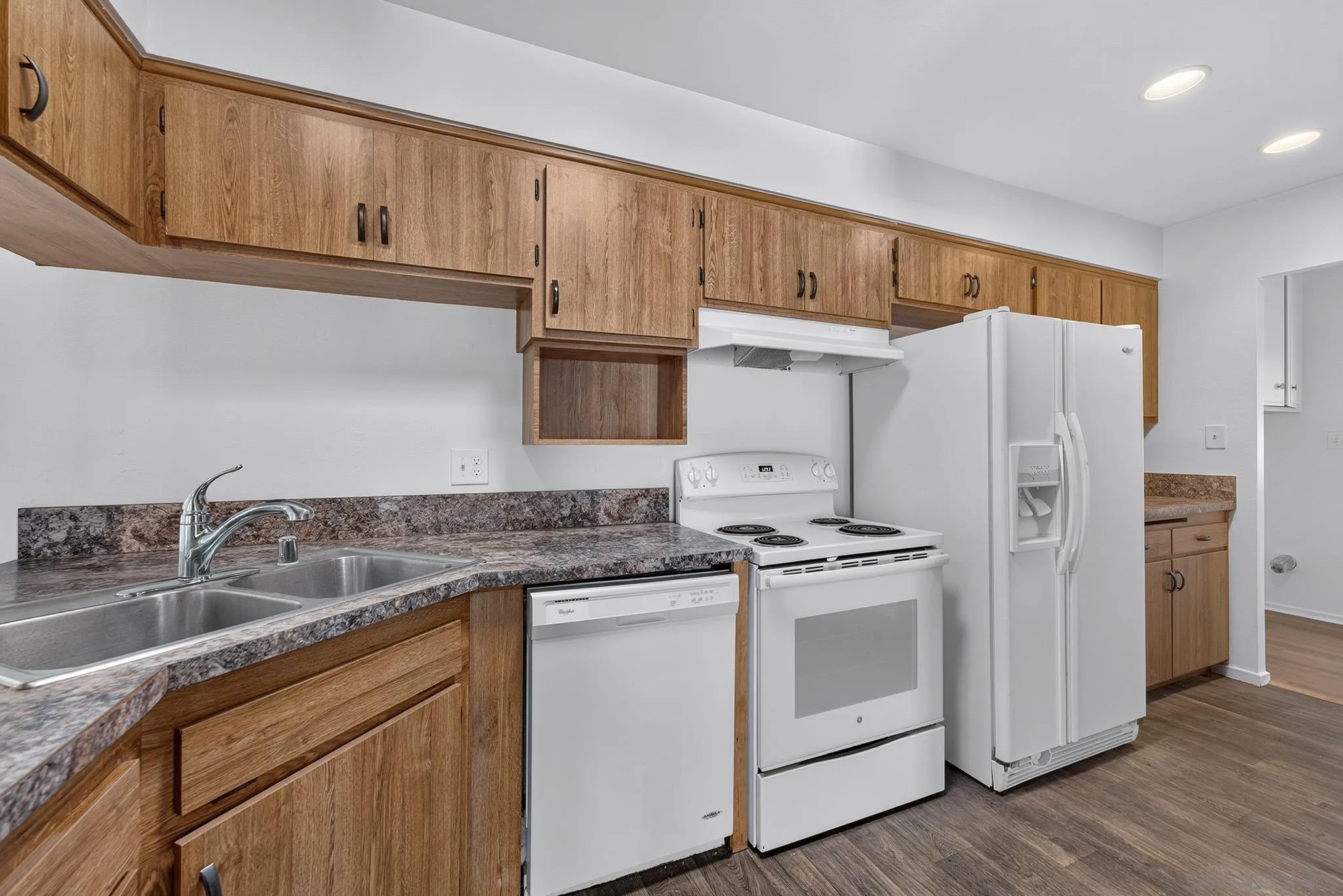 https://cdn.realtyfeed.com/cdn/127/260019553/36094d2299d57679a1260022ef5cddb5.webp