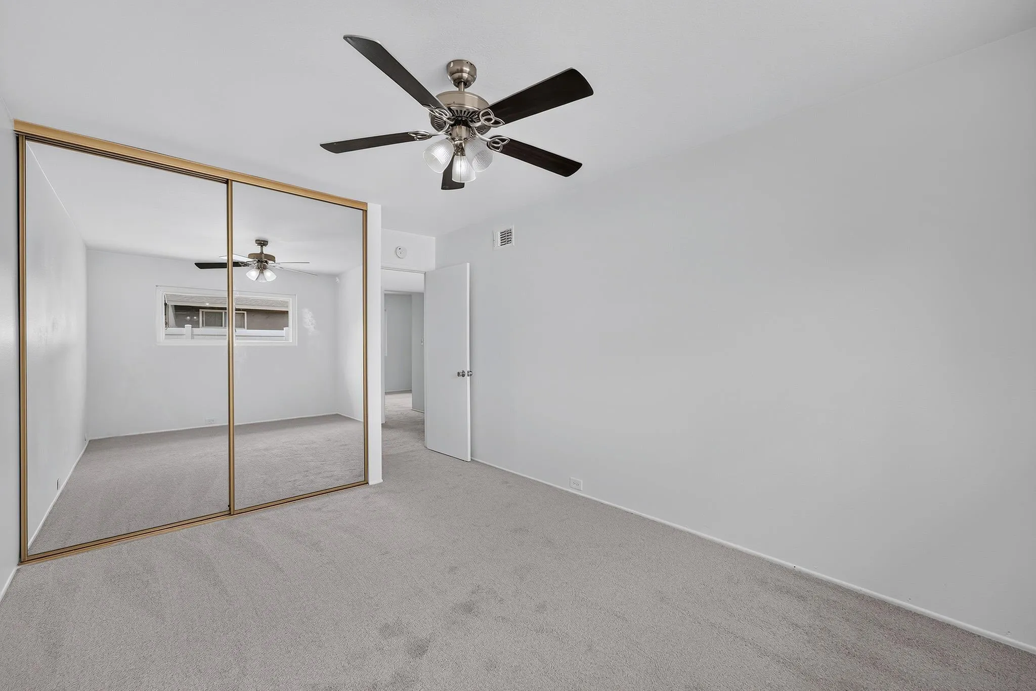 https://cdn.realtyfeed.com/cdn/127/260019553/a3554e421d4b0692665633561d4714ca.webp