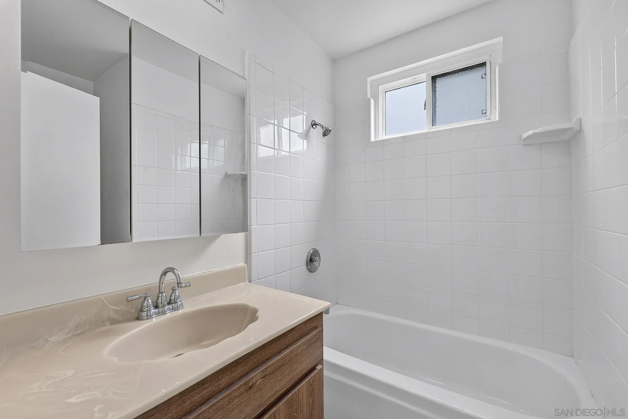 https://cdn.realtyfeed.com/cdn/127/260019553/b022fb838c3aeb81ce8e7ab2d85e16b2.webp