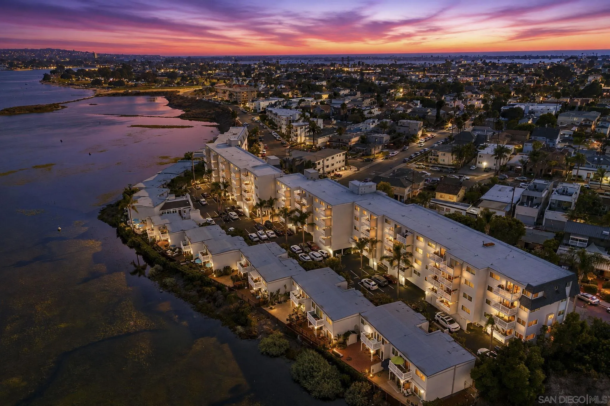 https://cdn.realtyfeed.com/cdn/127/260019555/0a53bc1e81ef1ab8de98494219d5490c.webp