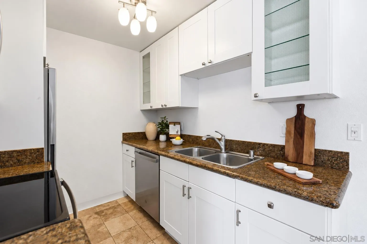 https://cdn.realtyfeed.com/cdn/127/260019555/119064557108e59344f71a2aa1a950bf.webp