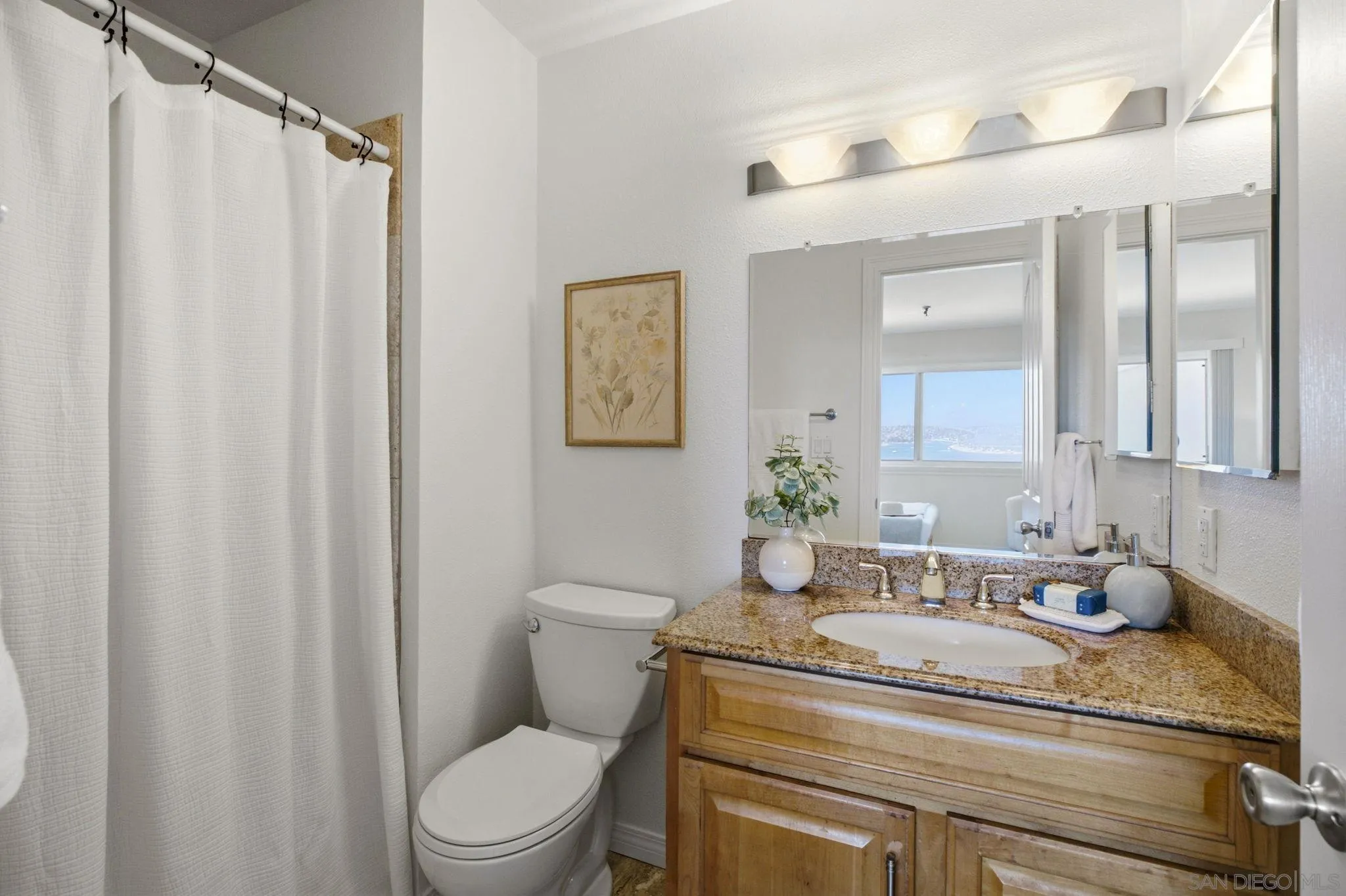 https://cdn.realtyfeed.com/cdn/127/260019555/6af707731f987f4e46ace5b219f3c772.webp
