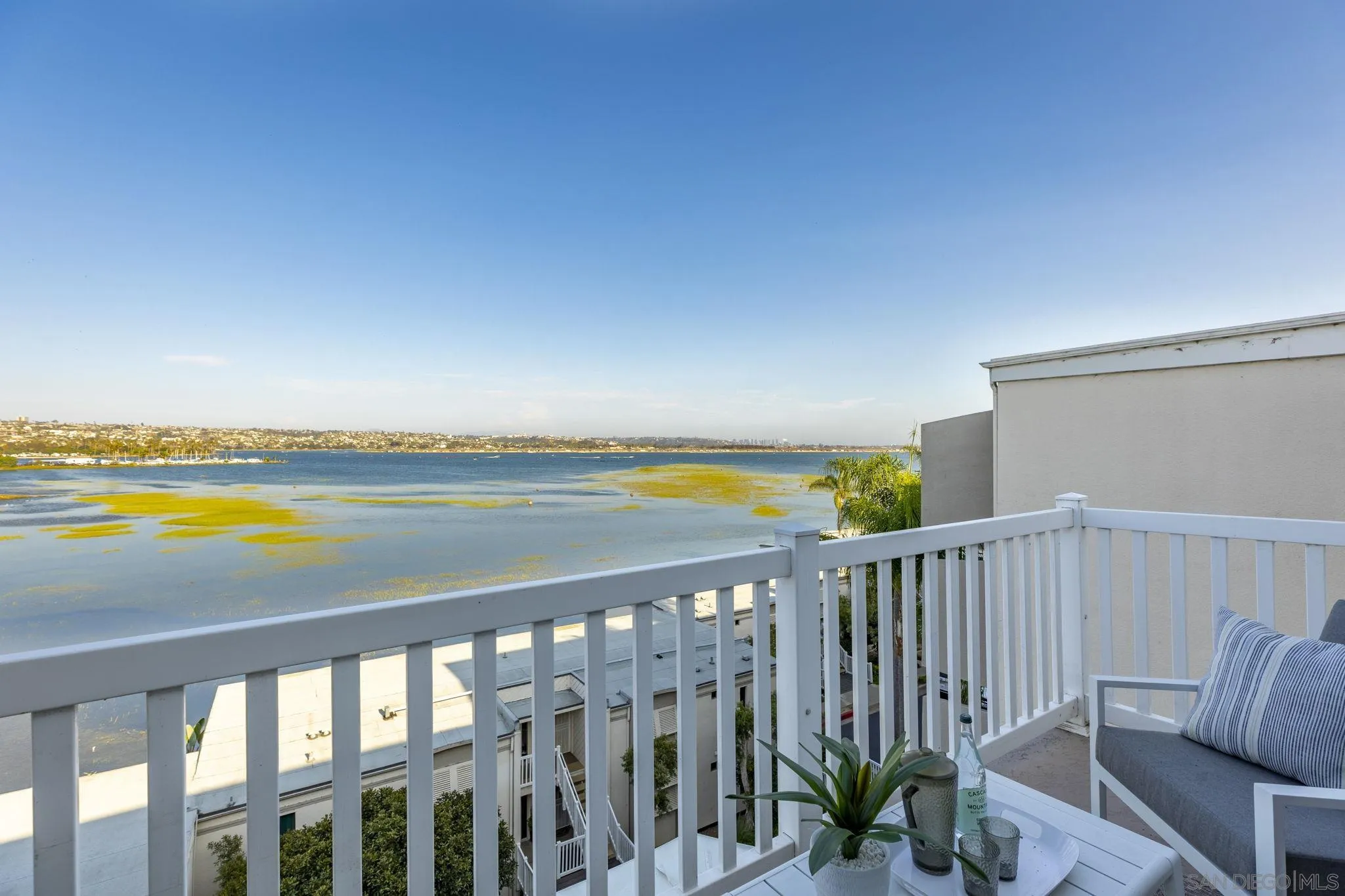 https://cdn.realtyfeed.com/cdn/127/260019555/bee1704e430013069066b07b93d96927.webp