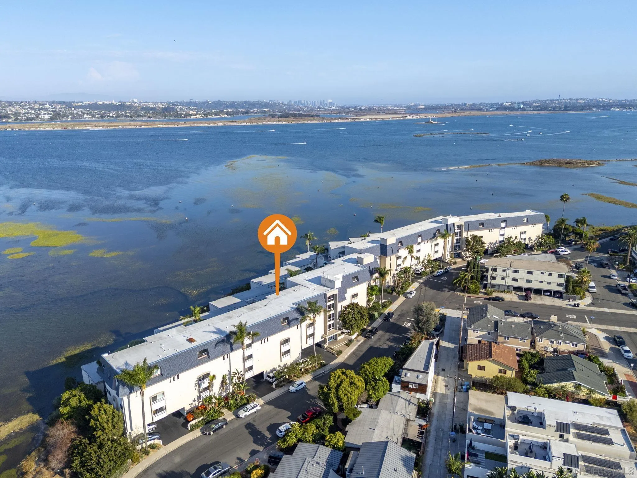 https://cdn.realtyfeed.com/cdn/127/260019555/e1ff8db16d3b7b64ab0aa7adcf984f61.webp