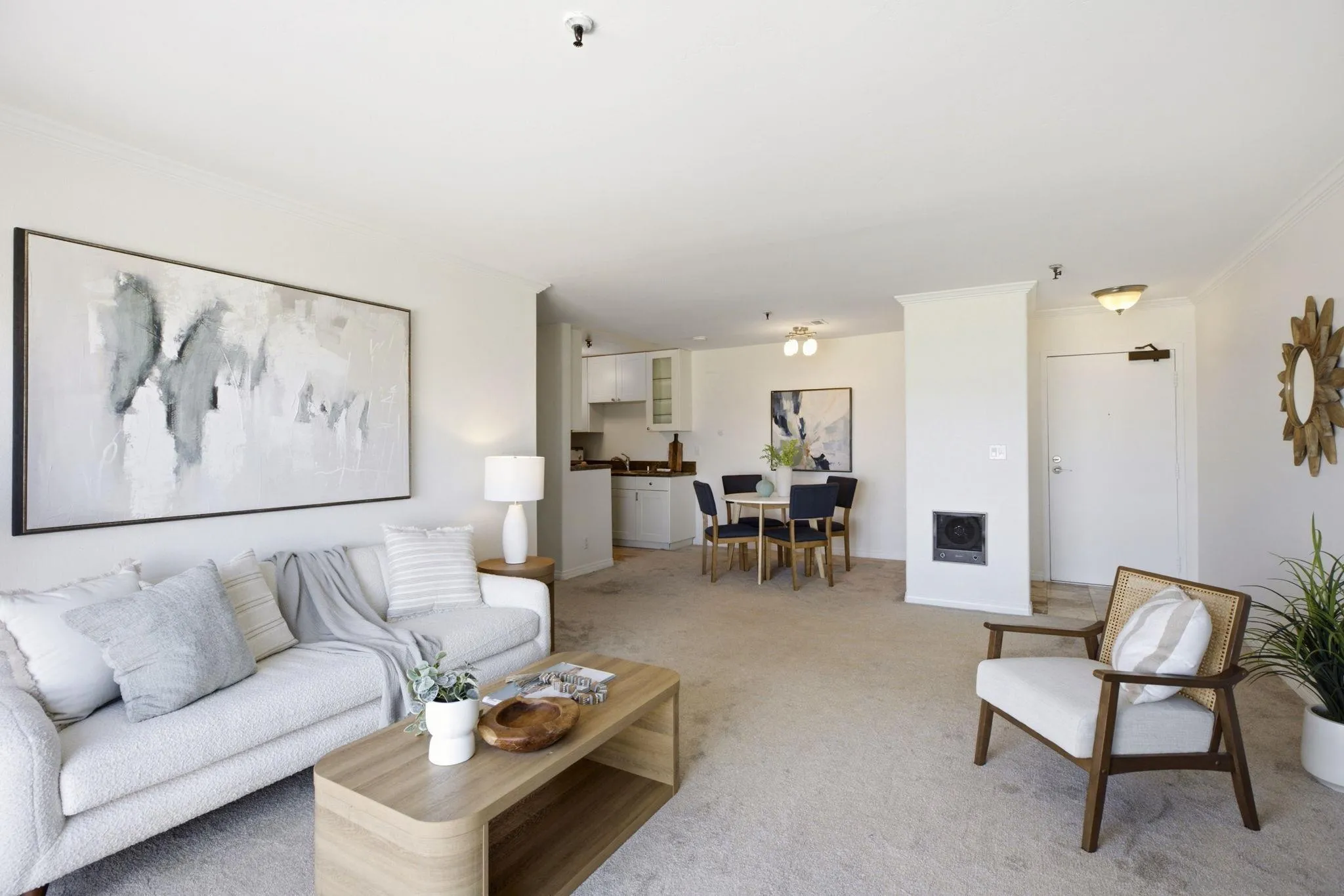 https://cdn.realtyfeed.com/cdn/127/260019555/ef69eb37e1fa6a3cef1b93ce065fe6aa.webp