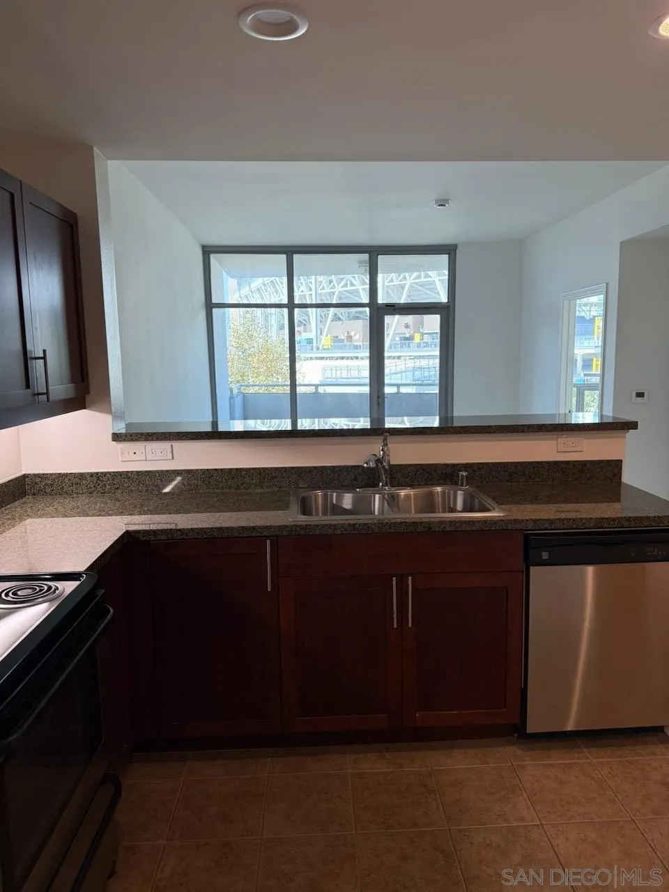 253 10th Ave Unit 624, San Diego, CA 92101 - Photo 4 of 29, San Diego, CA