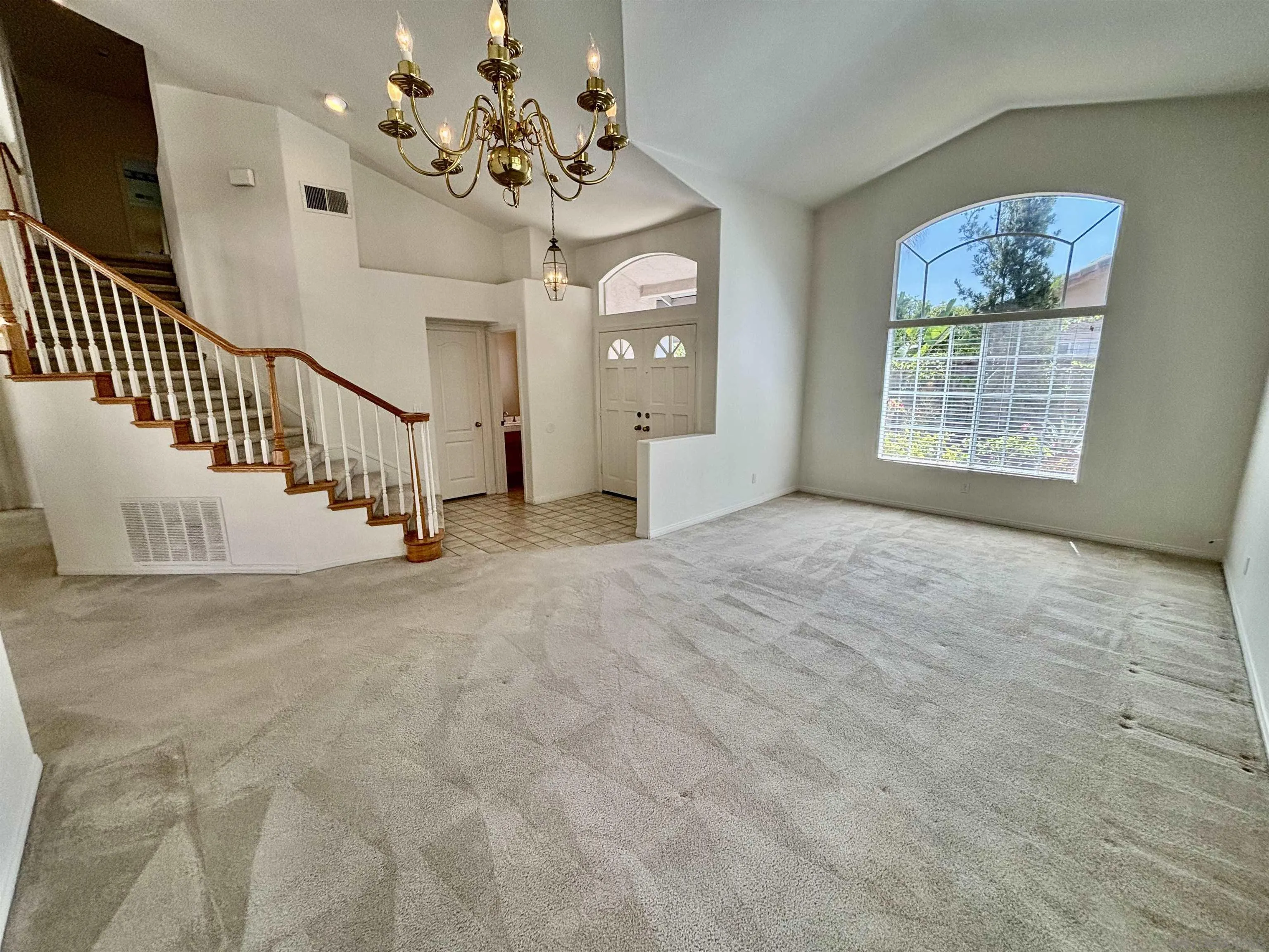 653 Cantara Ln, Vista, CA 92081 - Photo 5 of 39, Vista, CA
