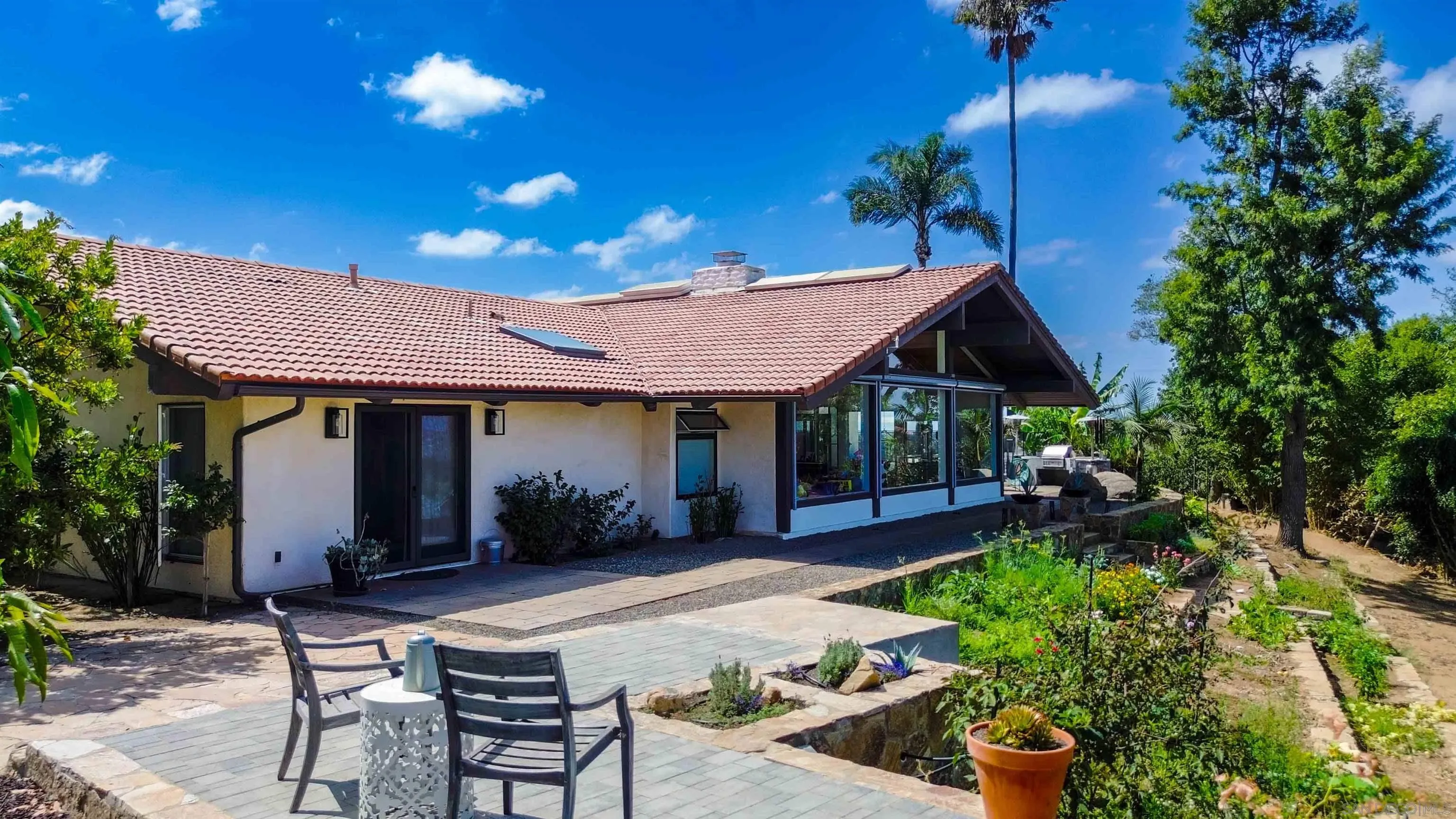 https://cdn.realtyfeed.com/cdn/127/260019559/4f0f5a081fb183747832085b1e7407ab.webp