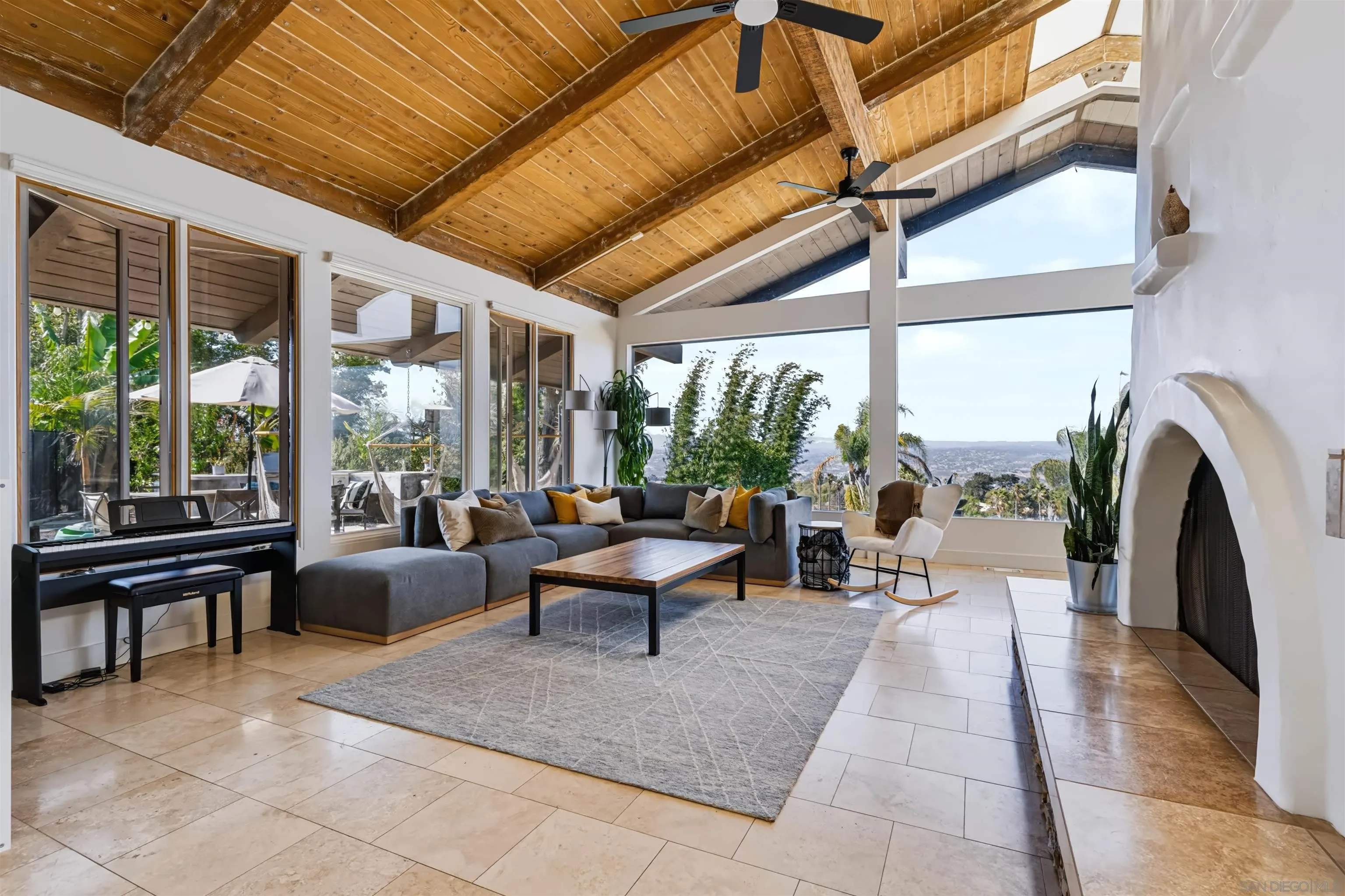 https://cdn.realtyfeed.com/cdn/127/260019559/5b5c8f7c757fe7eb4b76565bbb3d33fb.webp
