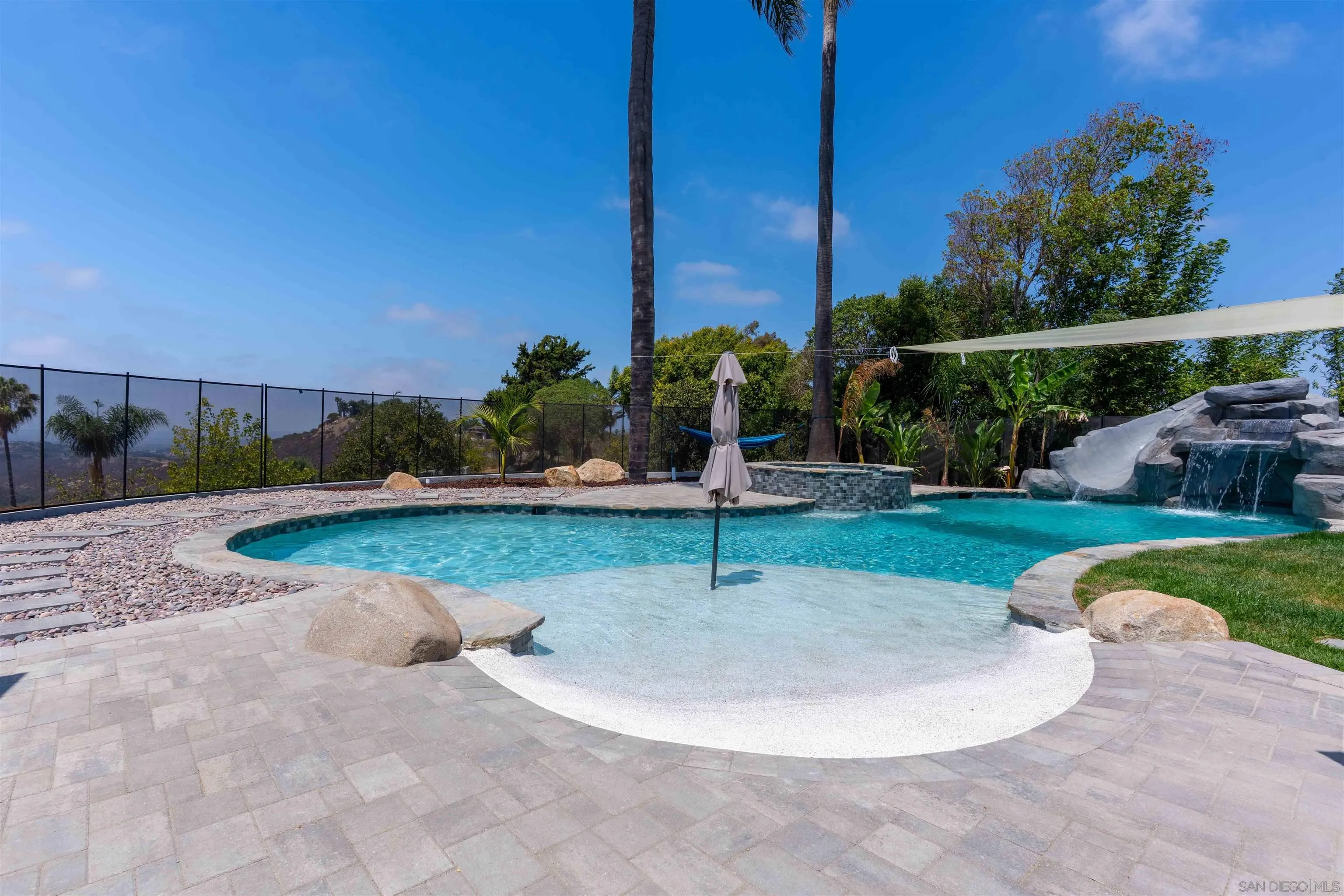 https://cdn.realtyfeed.com/cdn/127/260019559/bcd5afcbf667e514661f8e43dcbd5254.webp