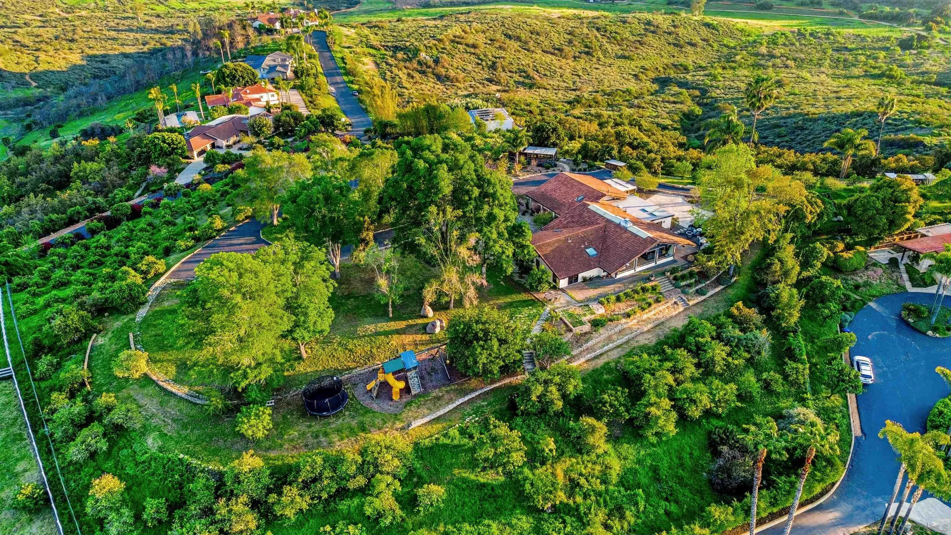 https://cdn.realtyfeed.com/cdn/127/260019559/d6cc92661189dab44756bcfb56134ed7.webp