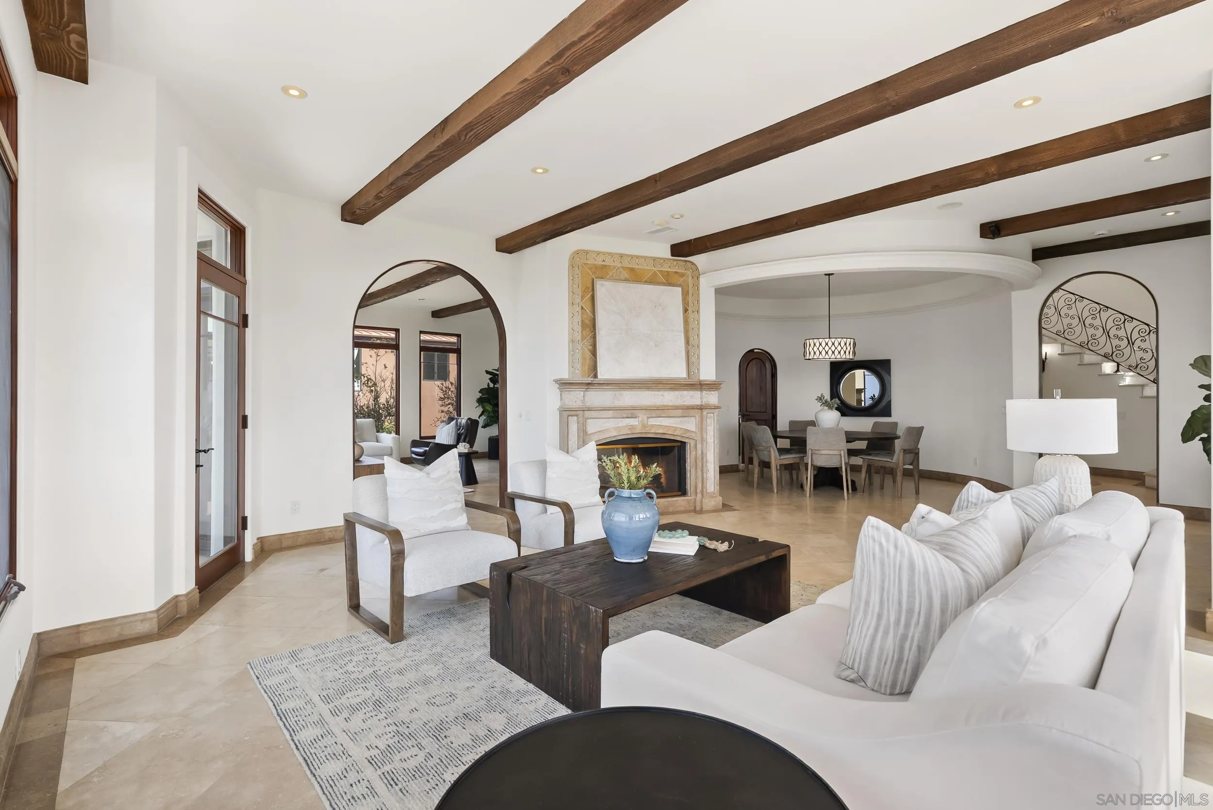 https://cdn.realtyfeed.com/cdn/127/260019560/581fdf0a8d71e88e9b65c9644a9b1467.webp