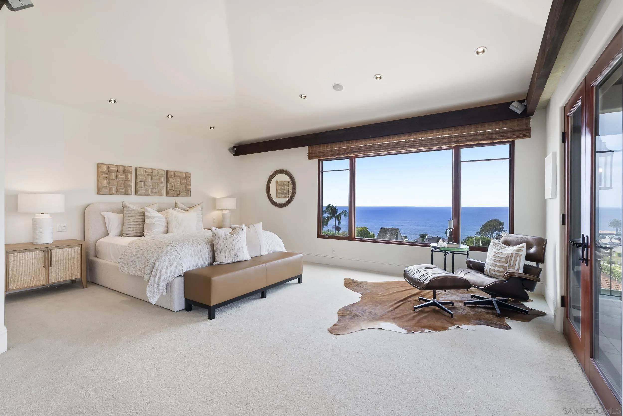 https://cdn.realtyfeed.com/cdn/127/260019560/77193258c6e60b843d7b4bfc77fa5168.webp