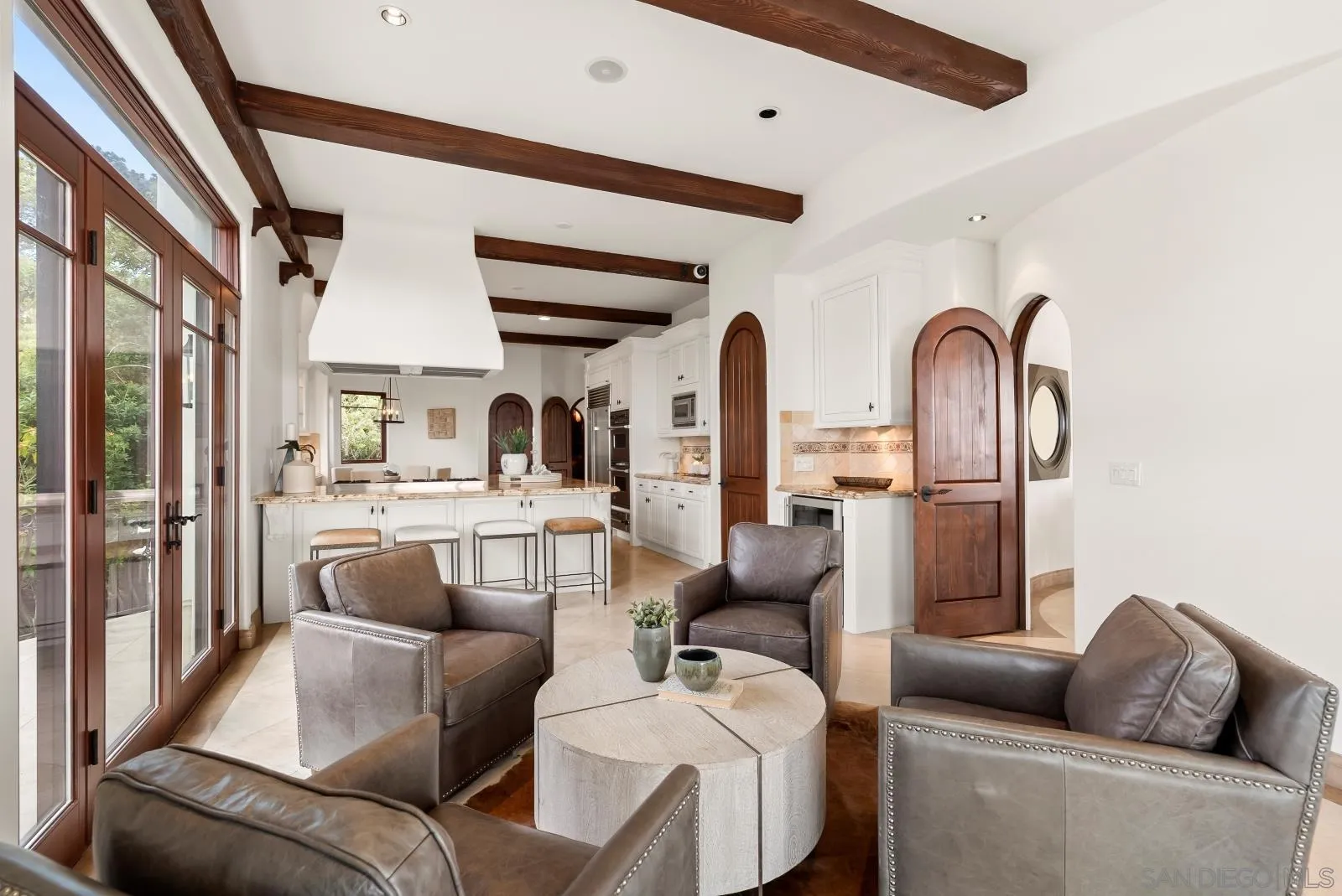 https://cdn.realtyfeed.com/cdn/127/260019560/f41a78448db0b829ec3846f7c020ec76.webp