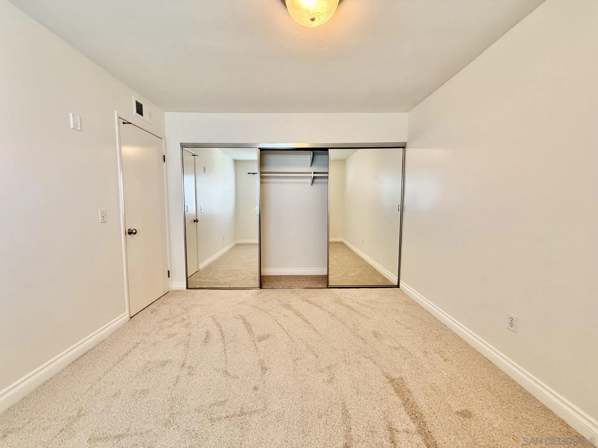 Photo #31: 260019561 Listing: Photo #31