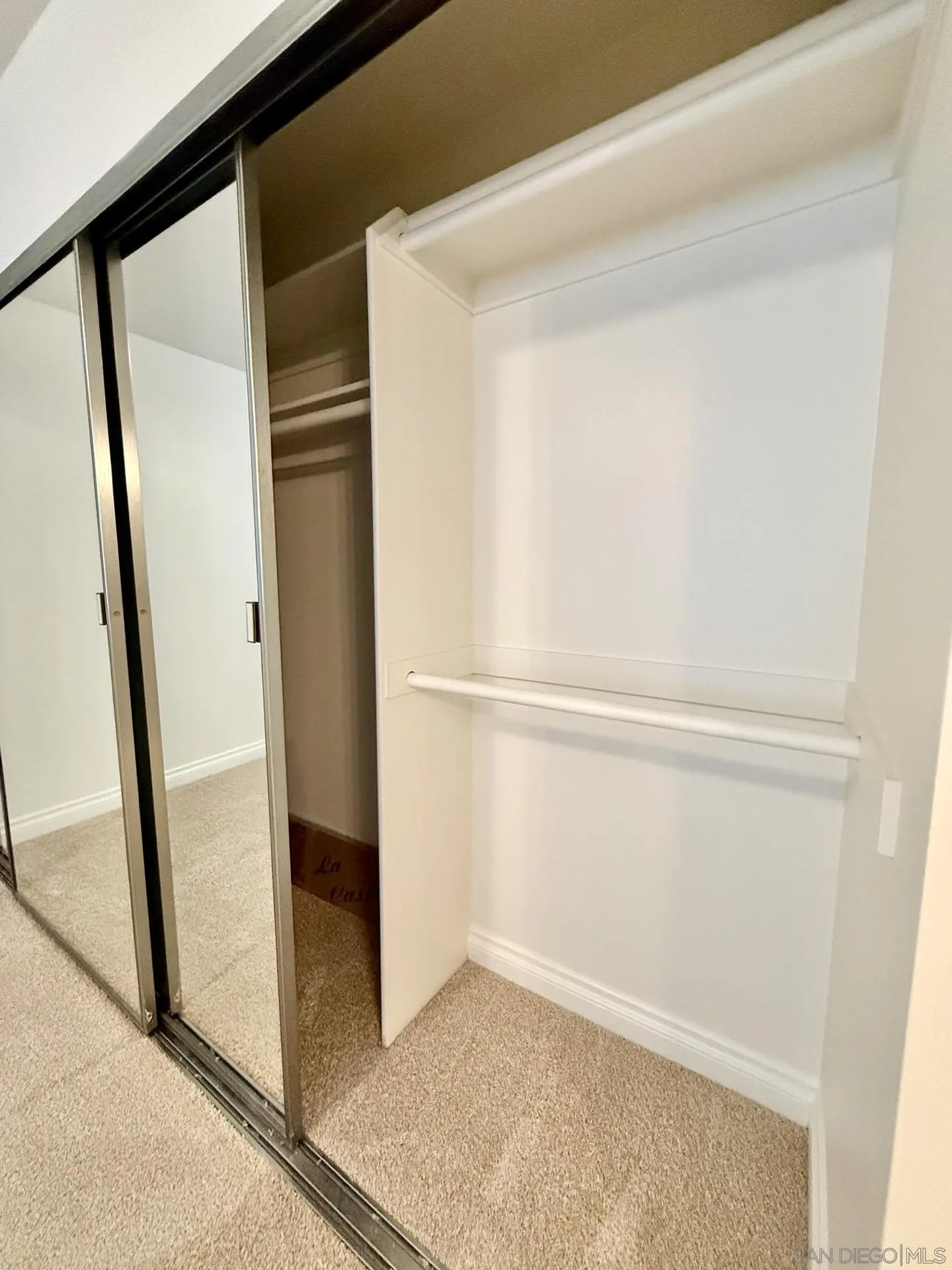 Photo #22: 260019561 Listing: Photo #22