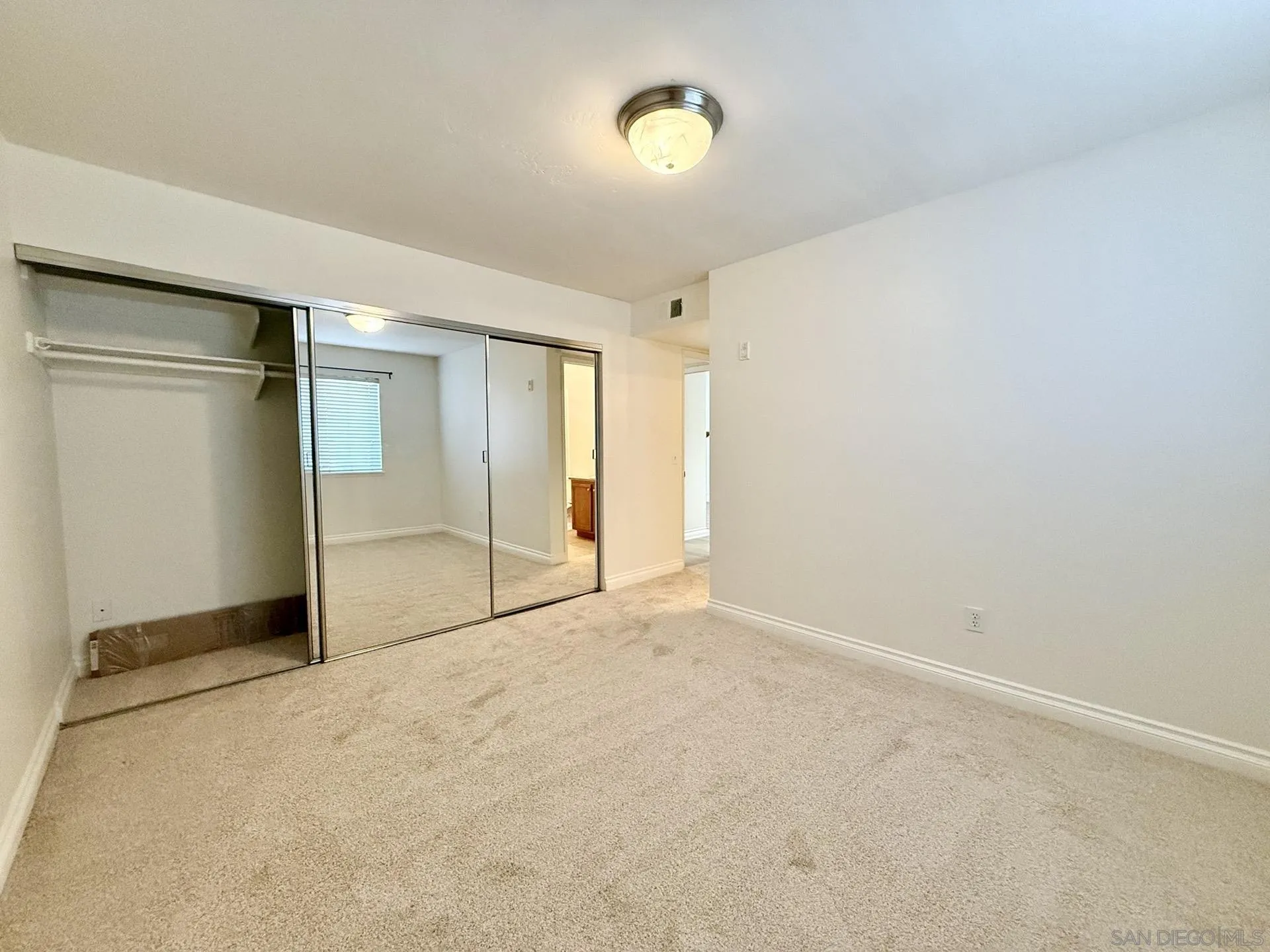 Photo #21: 260019561 Listing: Photo #21