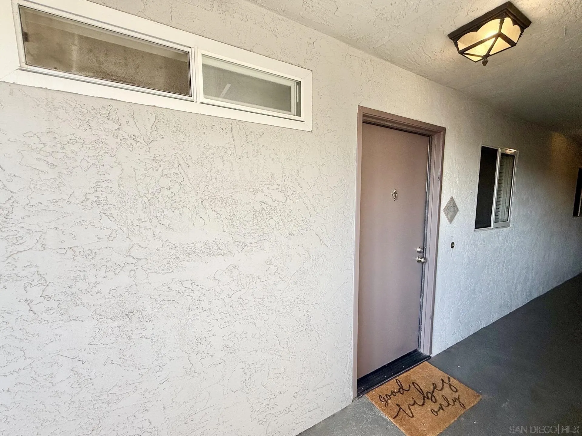 https://cdn.realtyfeed.com/cdn/127/260019561/562c853184c6759fe18d36b3713cc12c.webp