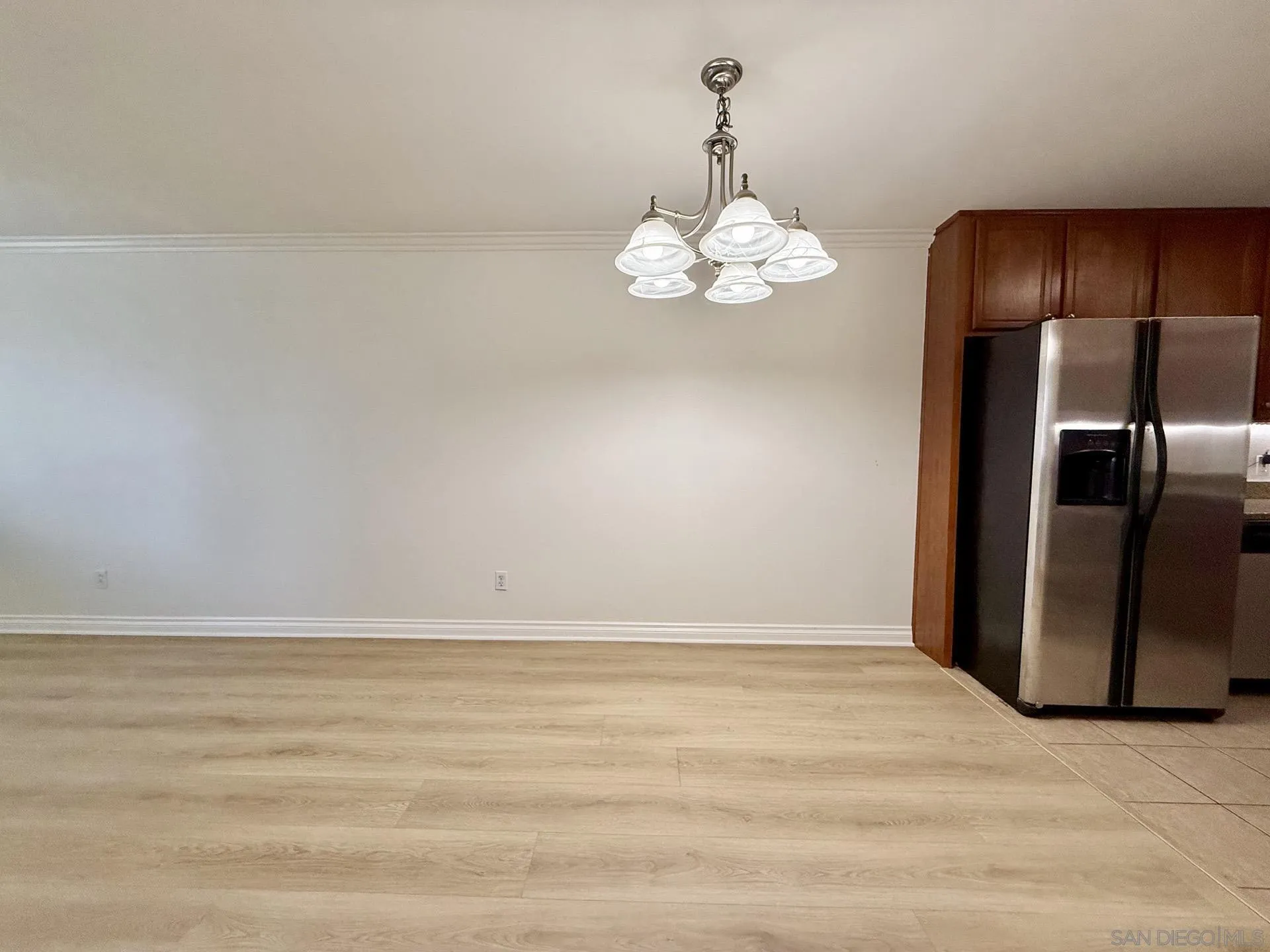 Photo #9: 260019561 Listing: Photo #9