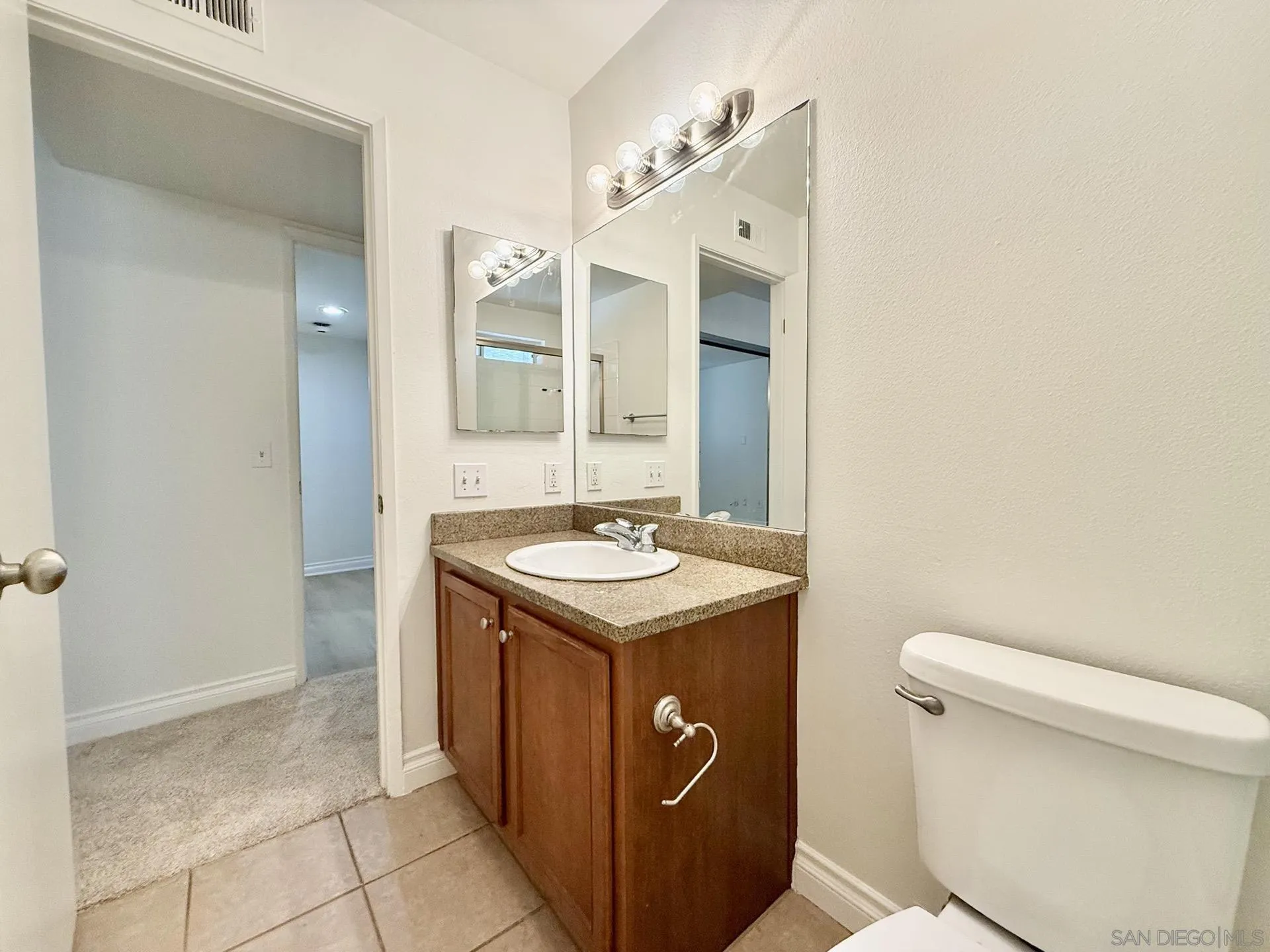 Photo #24: 260019561 Listing: Photo #24
