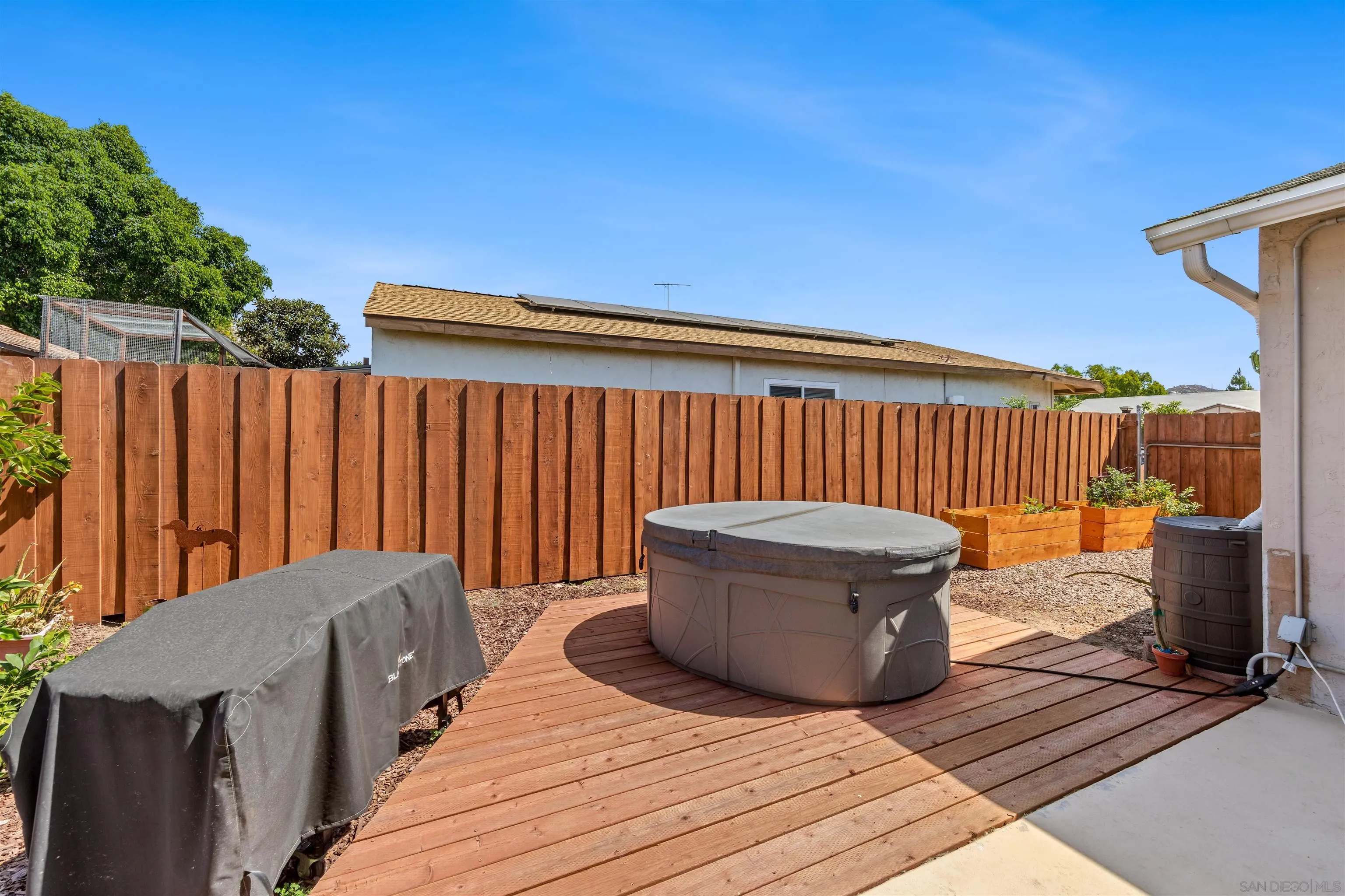 https://cdn.realtyfeed.com/cdn/127/260019563/61208ea5c454f0f5c76fd55e9feed59d.webp
