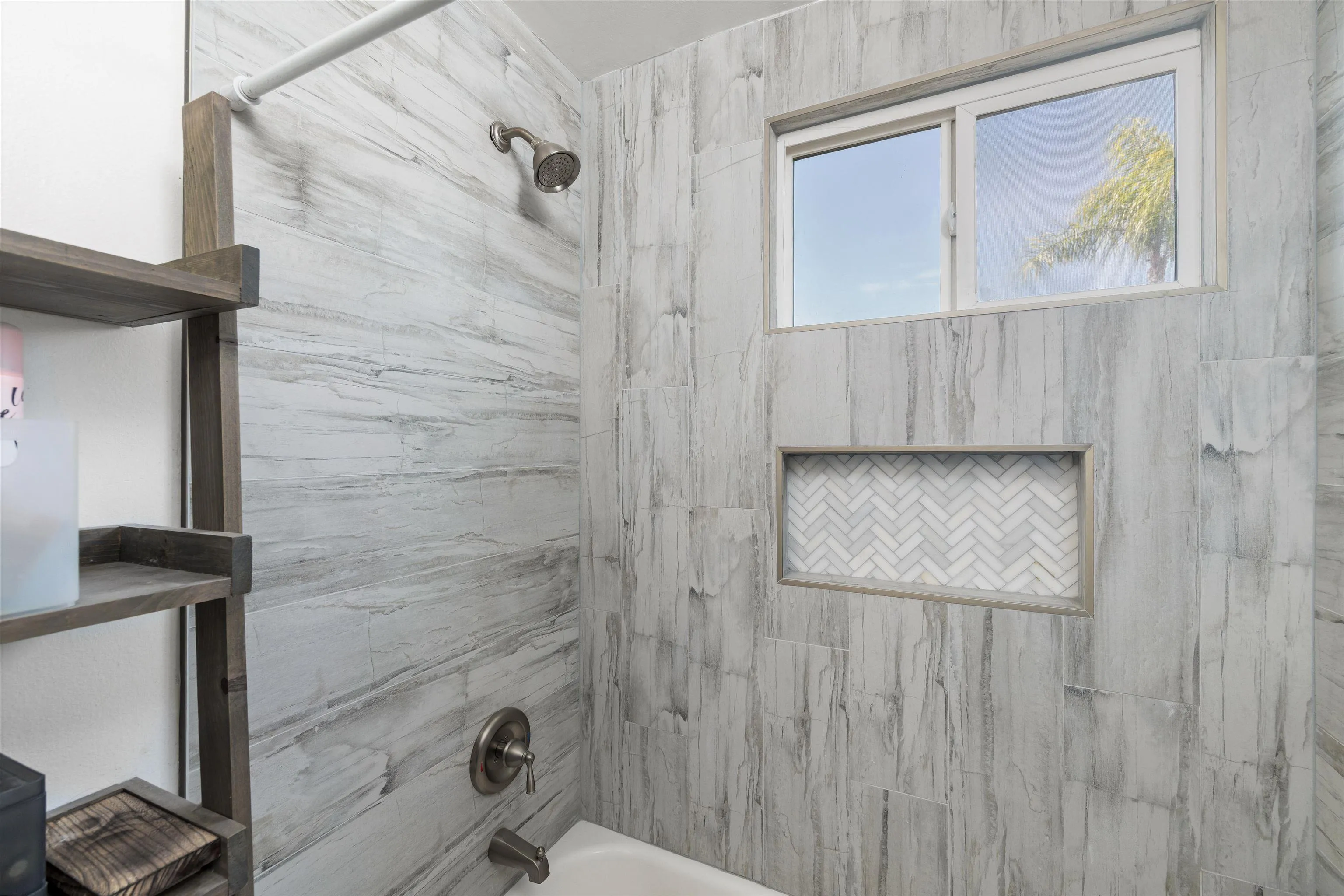https://cdn.realtyfeed.com/cdn/127/260019563/88095174e6177ddd3ae82827a3c454fa.webp