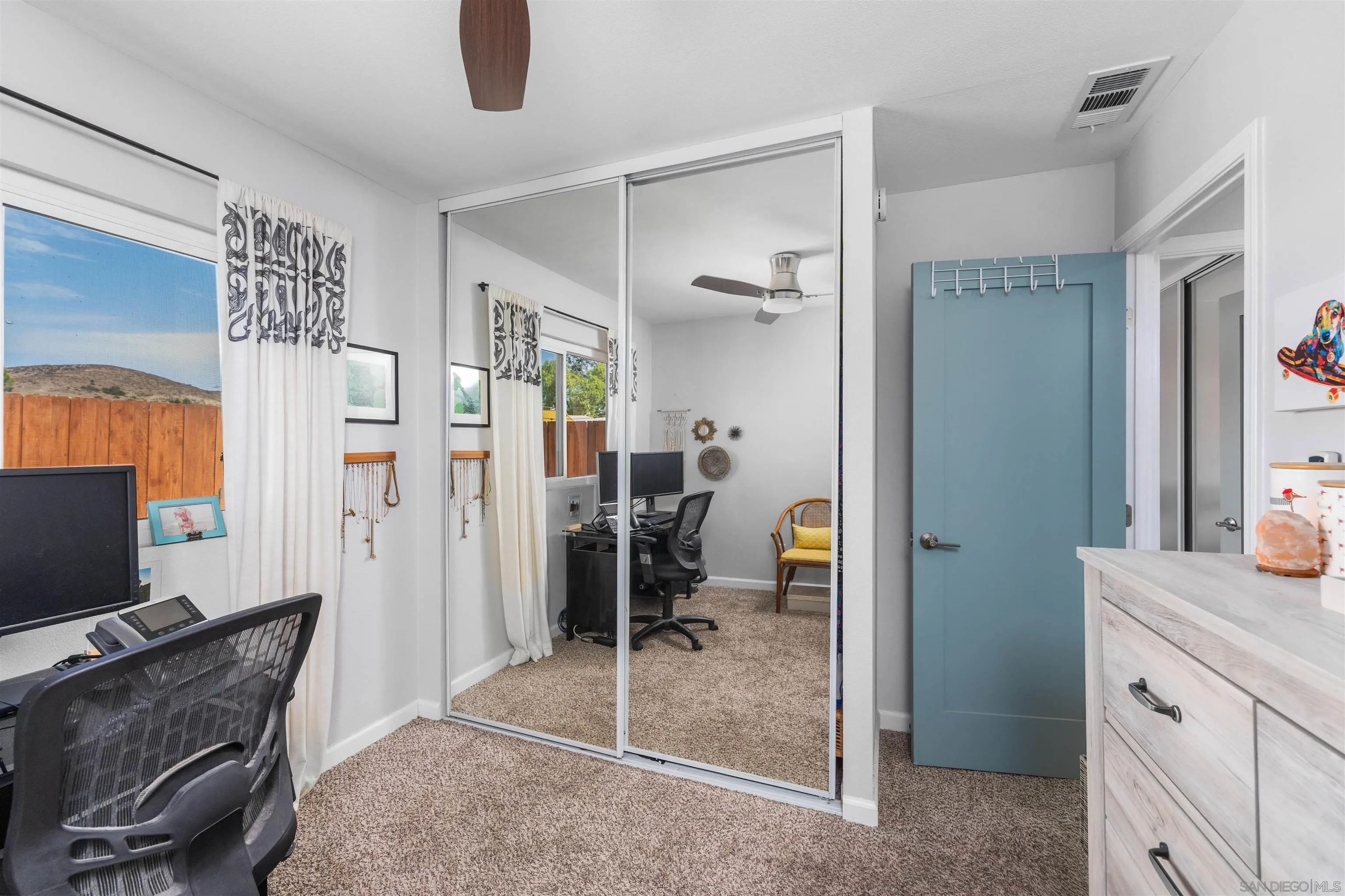 https://cdn.realtyfeed.com/cdn/127/260019563/ba2f1ff06b335c5aca5a5b34b6da8f3a.webp