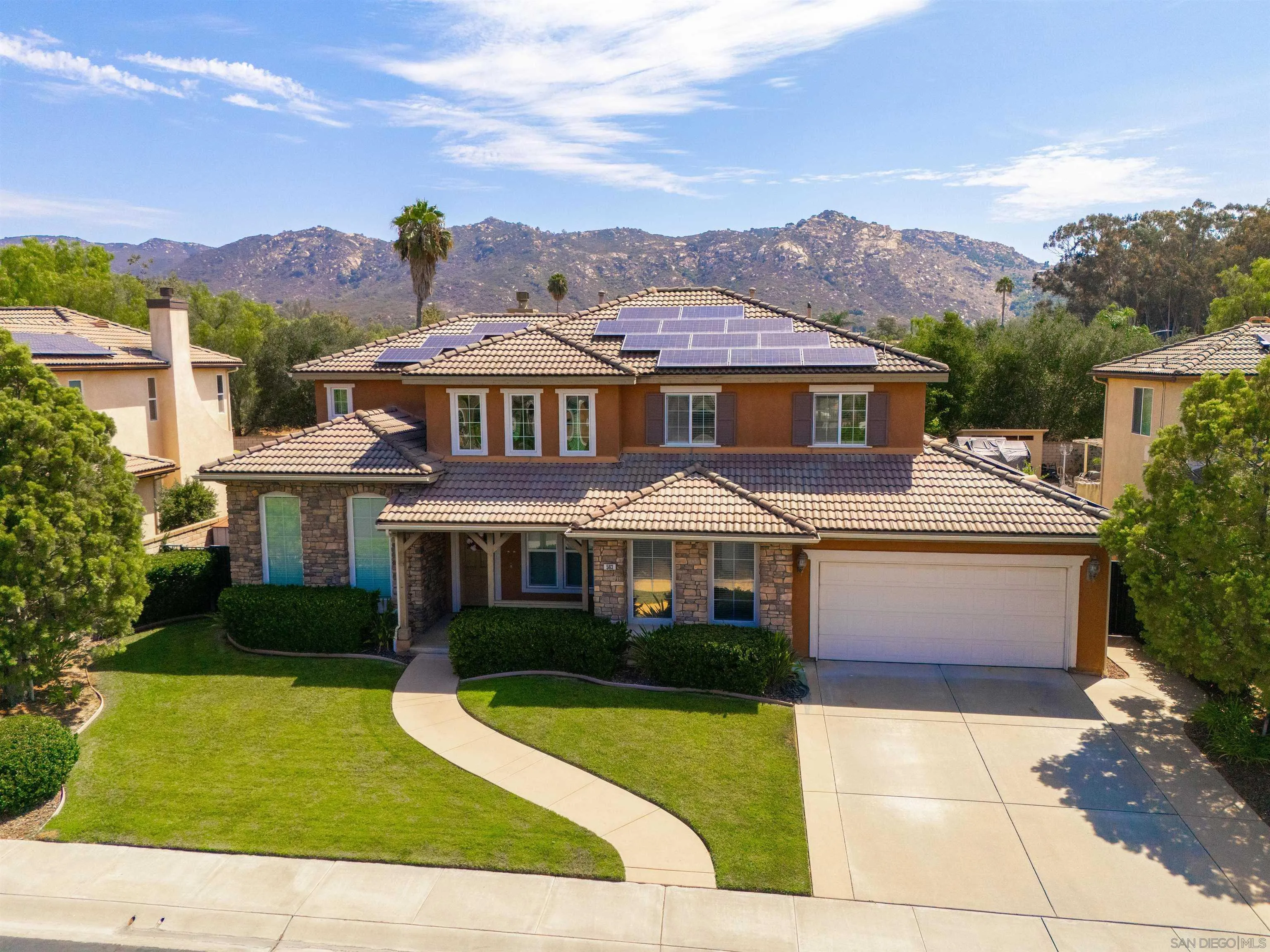 563 Crystal Downs Glen, Escondido, CA 92026 - Photo 2 of 33, Escondido, CA
