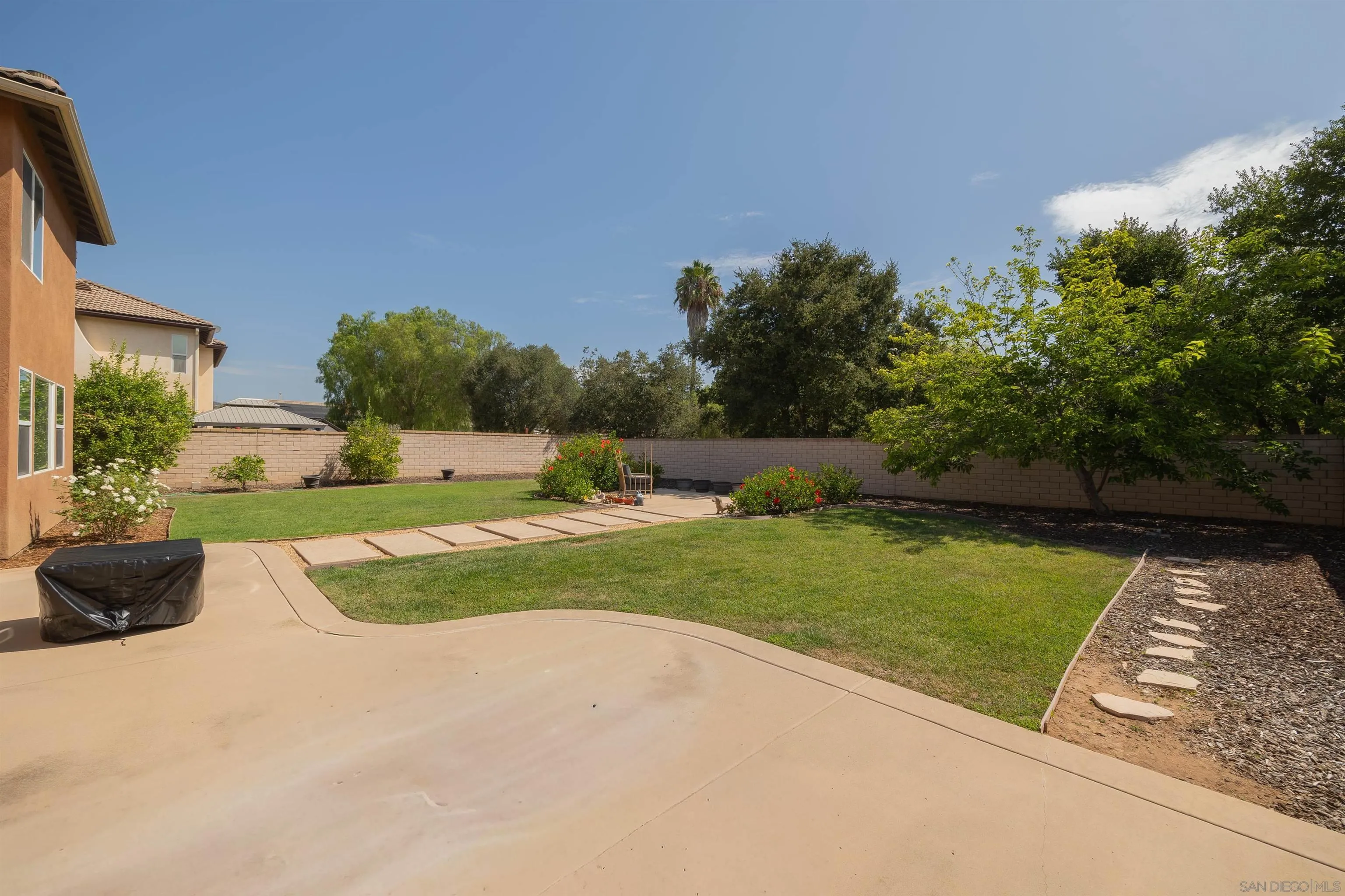 https://cdn.realtyfeed.com/cdn/127/260019564/c4b149ed5195b3e2d21ed008cd31feaf.webp