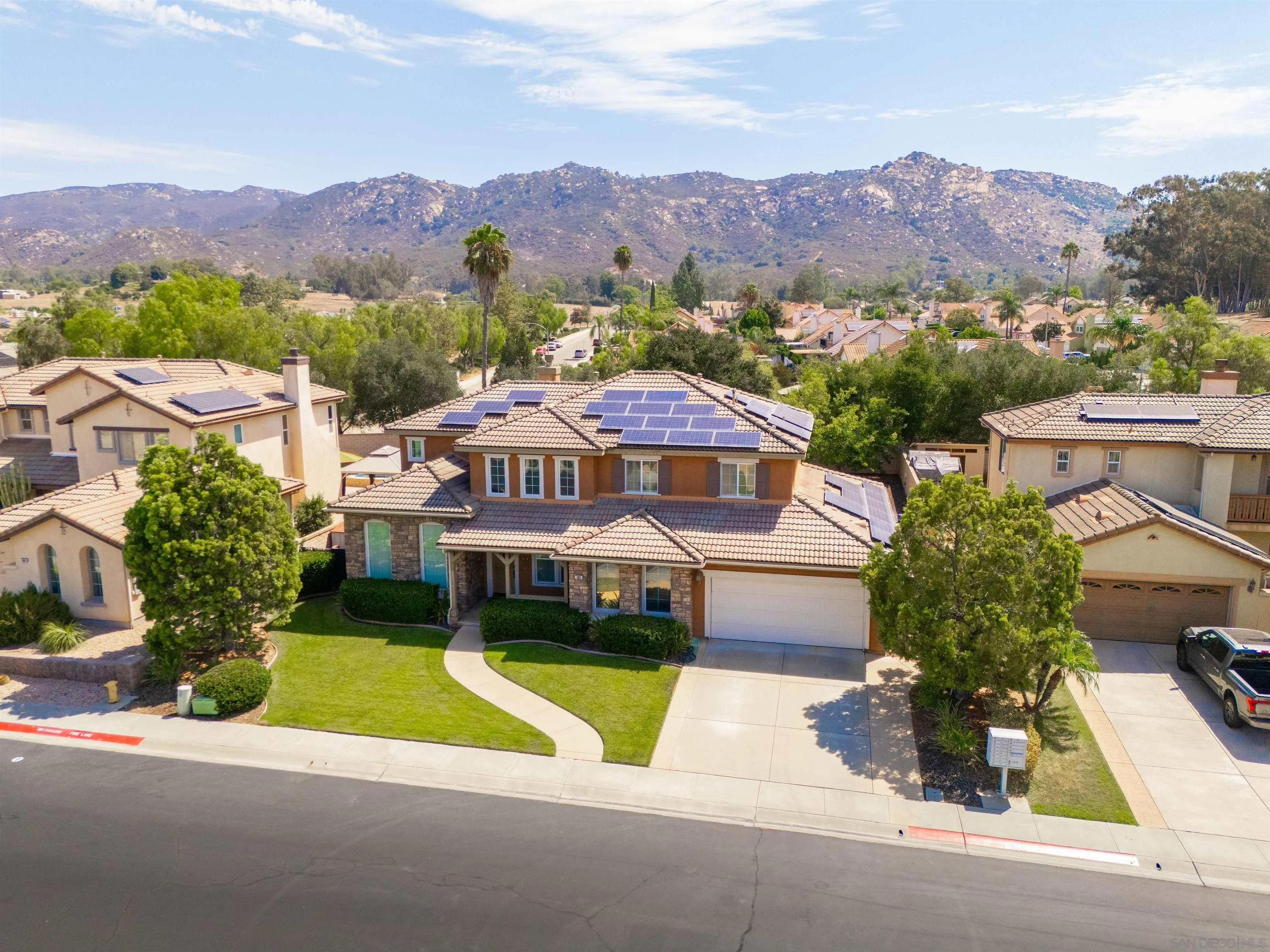 563 Crystal Downs Glen, Escondido, CA 92026 - Photo 3 of 33, Escondido, CA